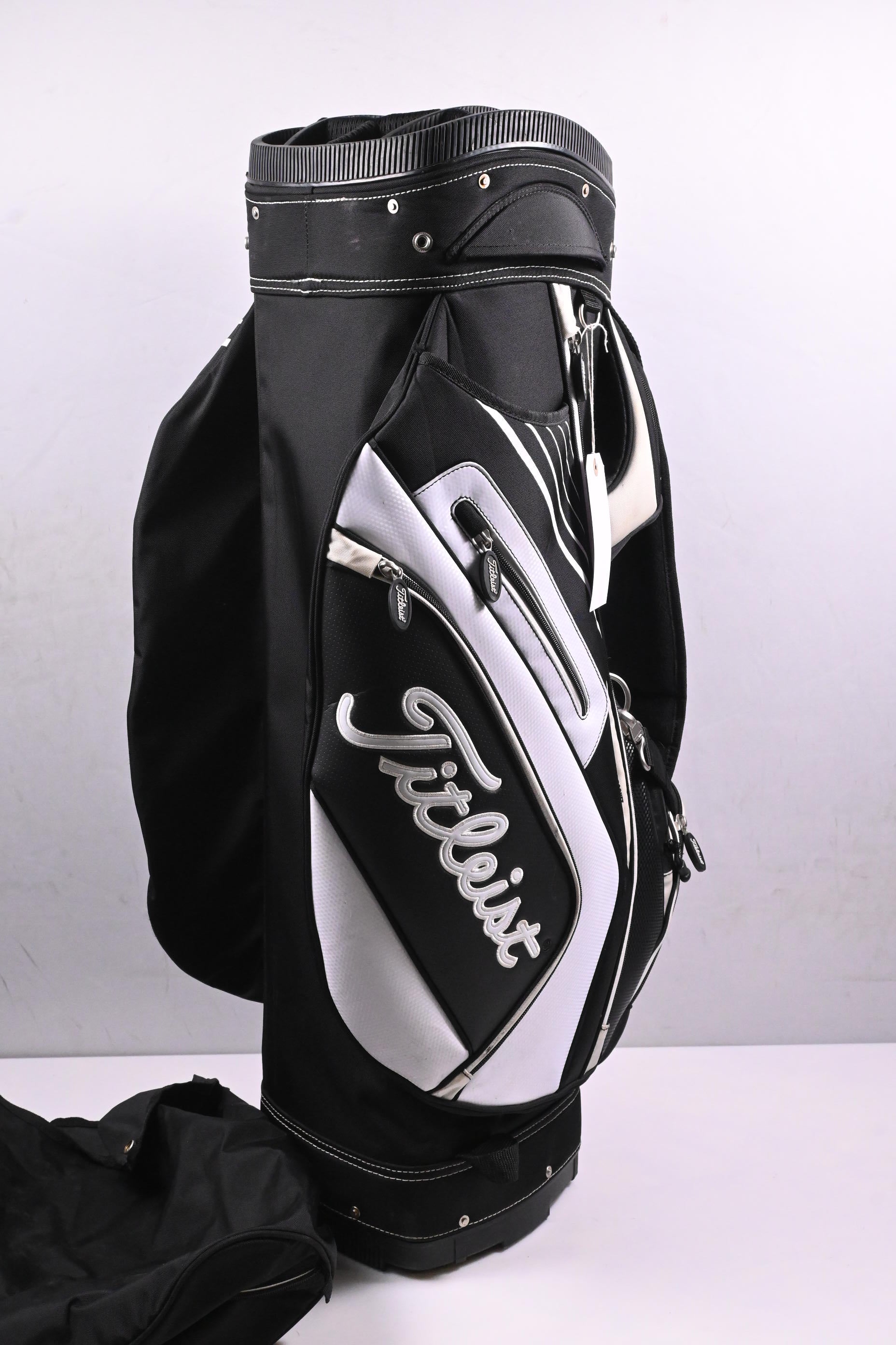 Titleist Tour Bag / 14-Way Divider / Black, White