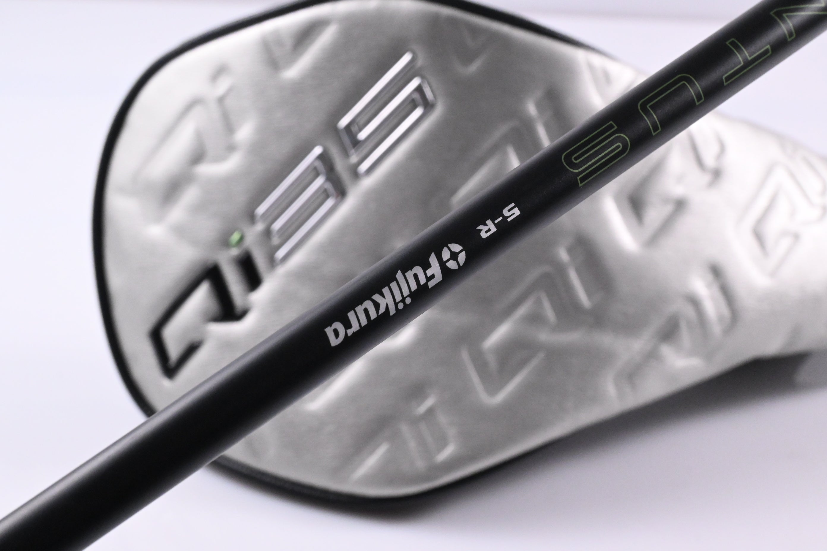 Taylormade Qi35 Driver / 10.5 Degree / Regular Flex Fujikura Ventus Blue 5 Shaft