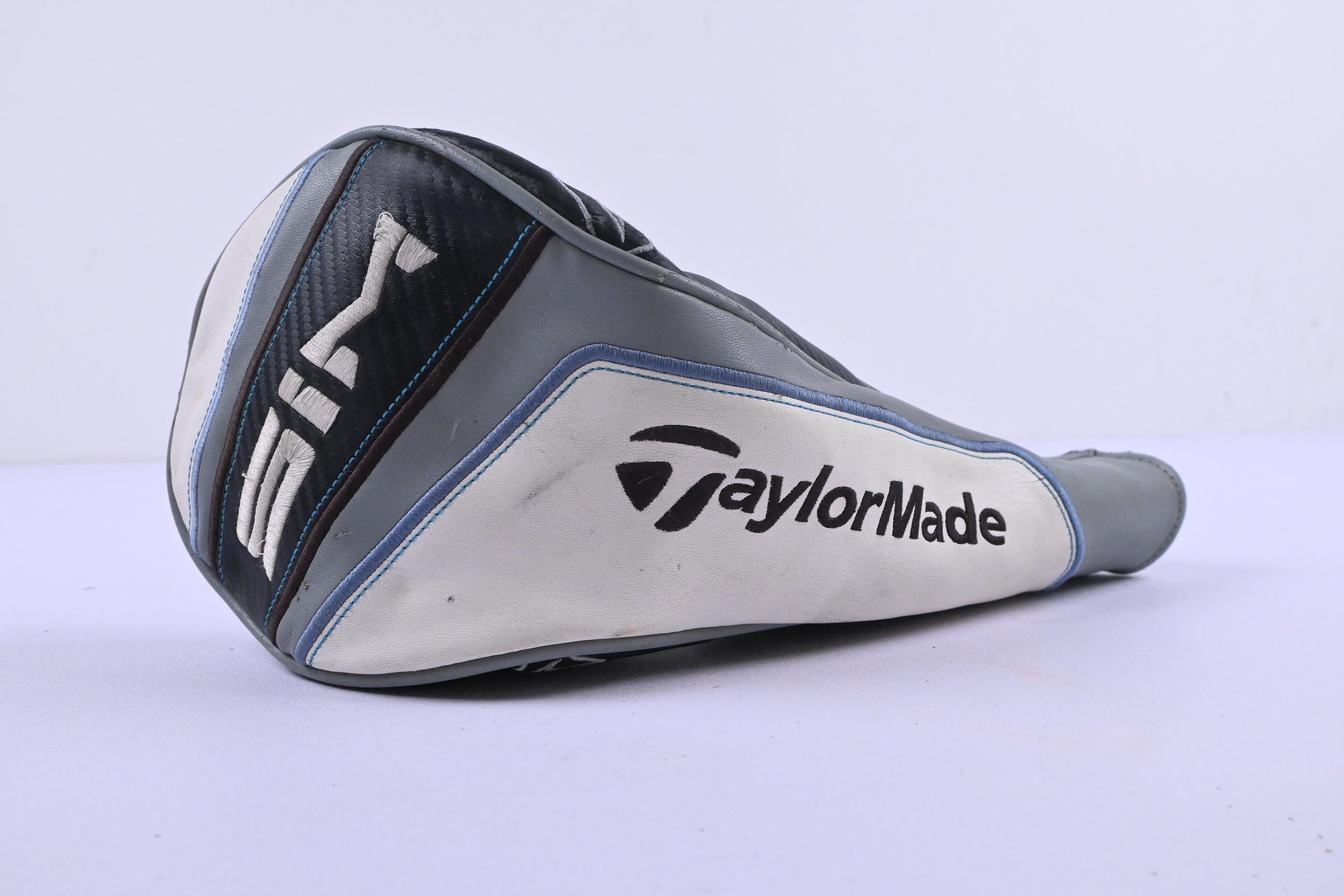 Taylormade SIM Max Driver / 10.5 Degree / Regular Flex Fujikura Ventus Red 5