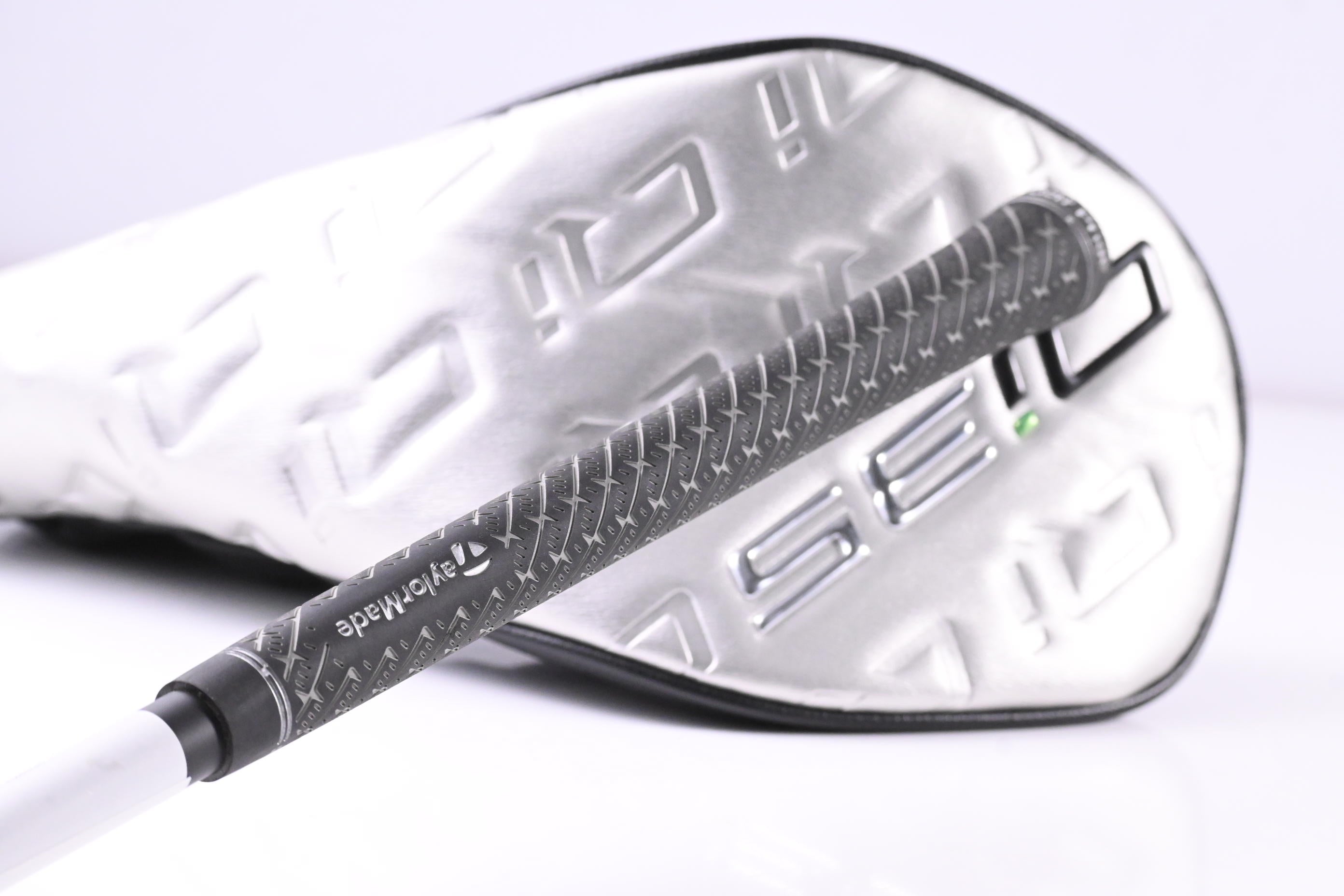 Taylormade Qi35 Max Driver / 12 Degree / Regular Flex Fujikura Air Speeder 50