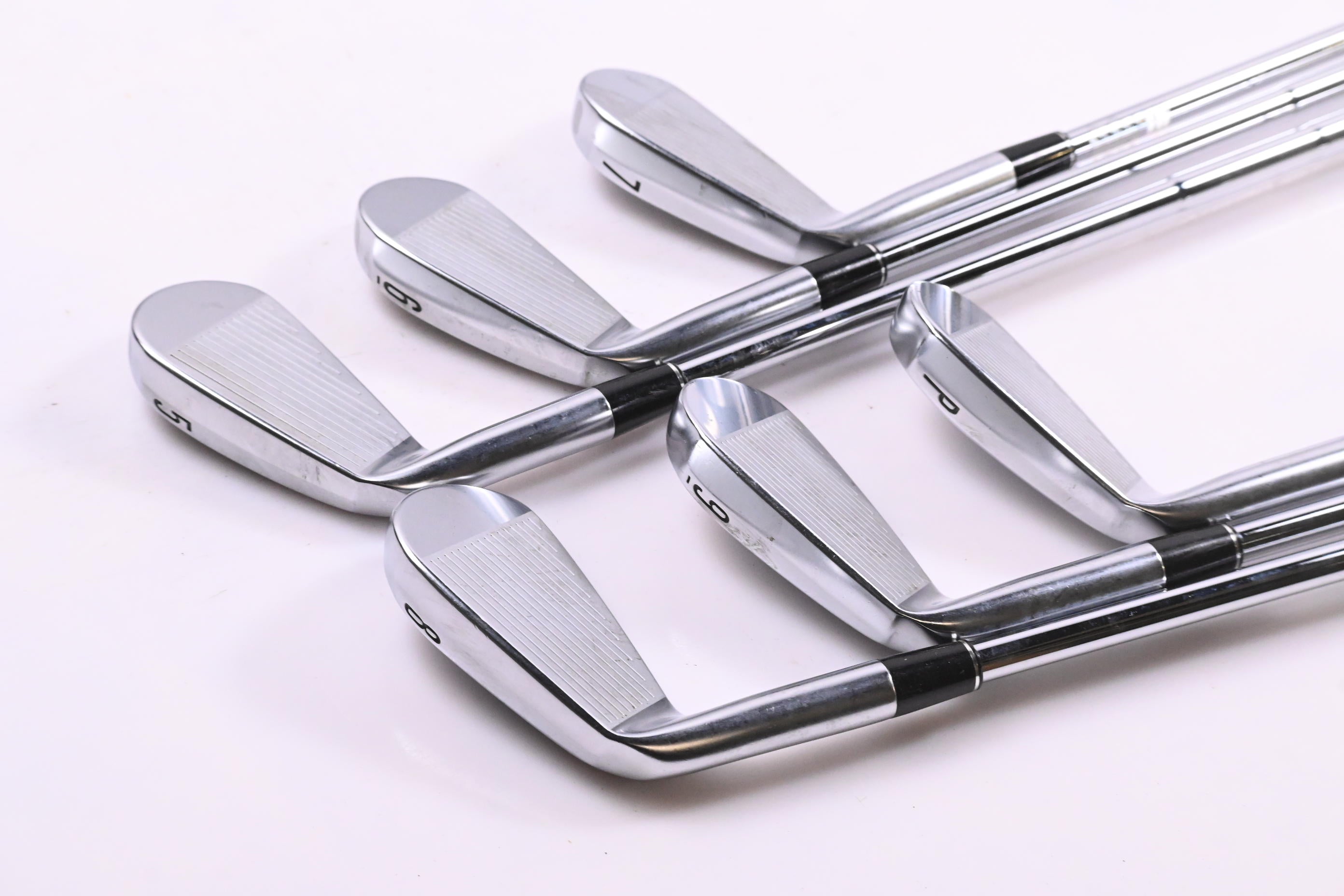 Srixon ZXi7 Irons / 5-PW / Stiff Flex Dynamic Gold Mid 115 S300 Shafts