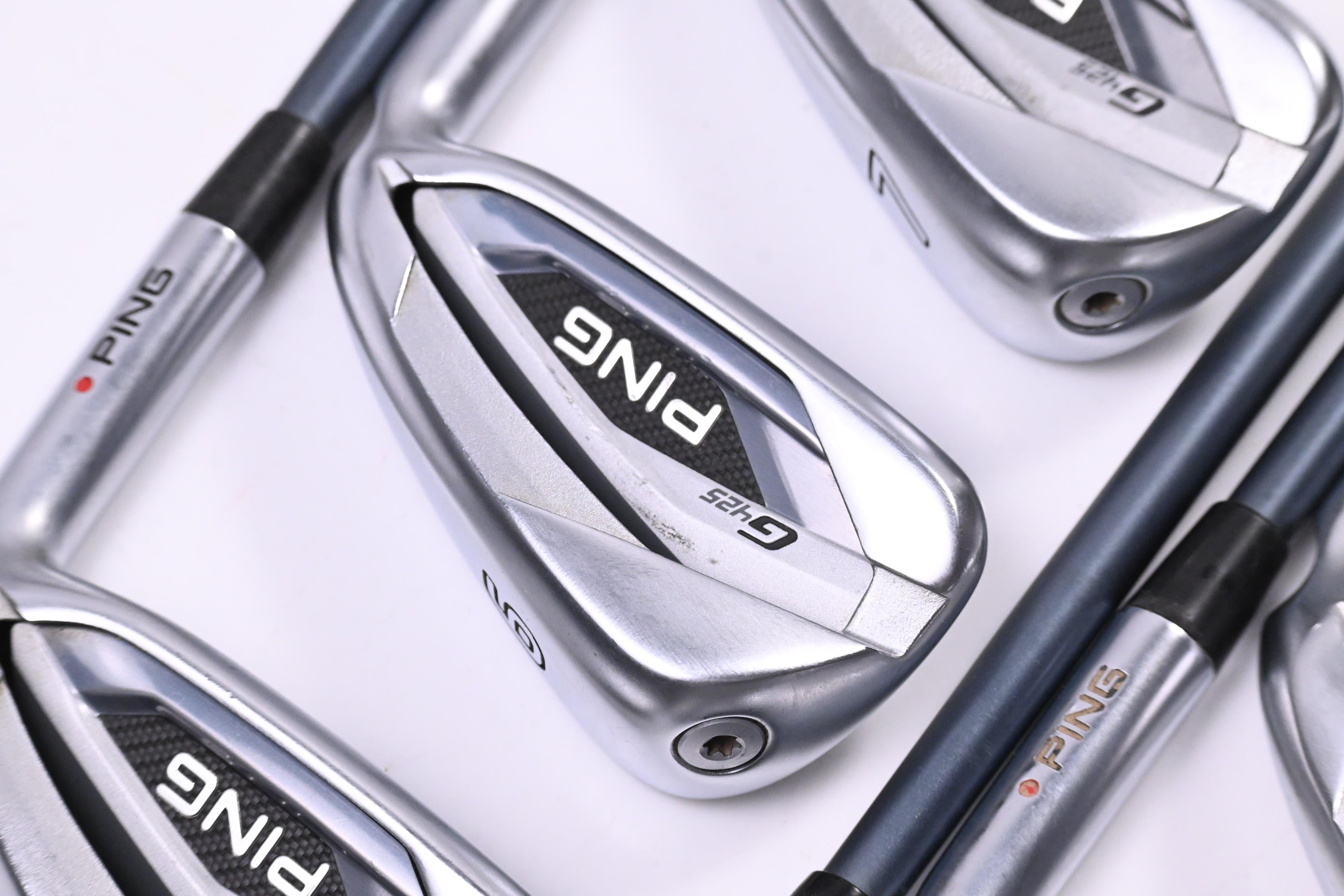 Ping G425 Irons / 5-PW+SW / Red Dot / Regular Flex Ping Alta CB Slate Shafts