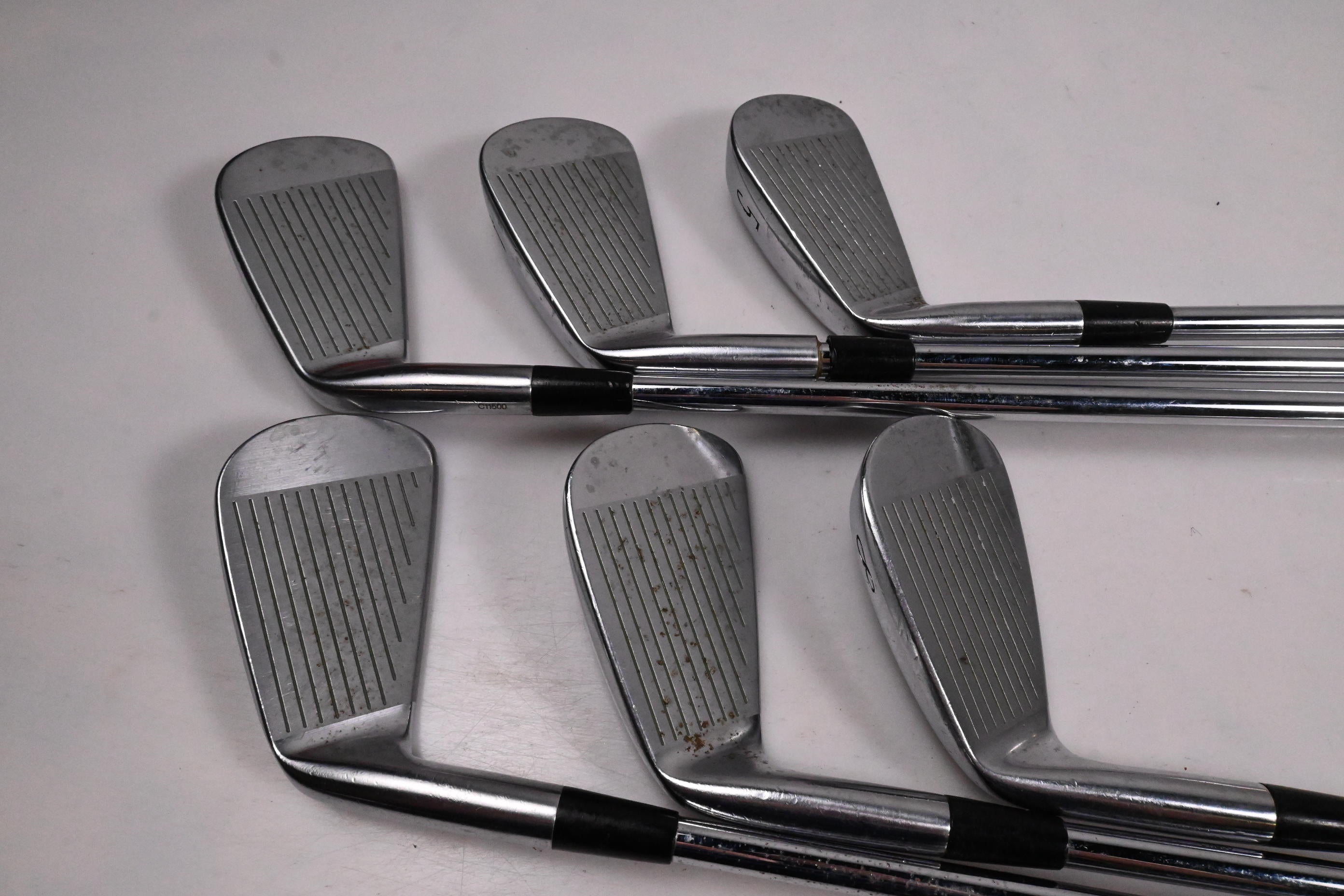 Mizuno MX-23 Irons / 3-8i / Regular Flex Dynalite Gold R300 Shafts