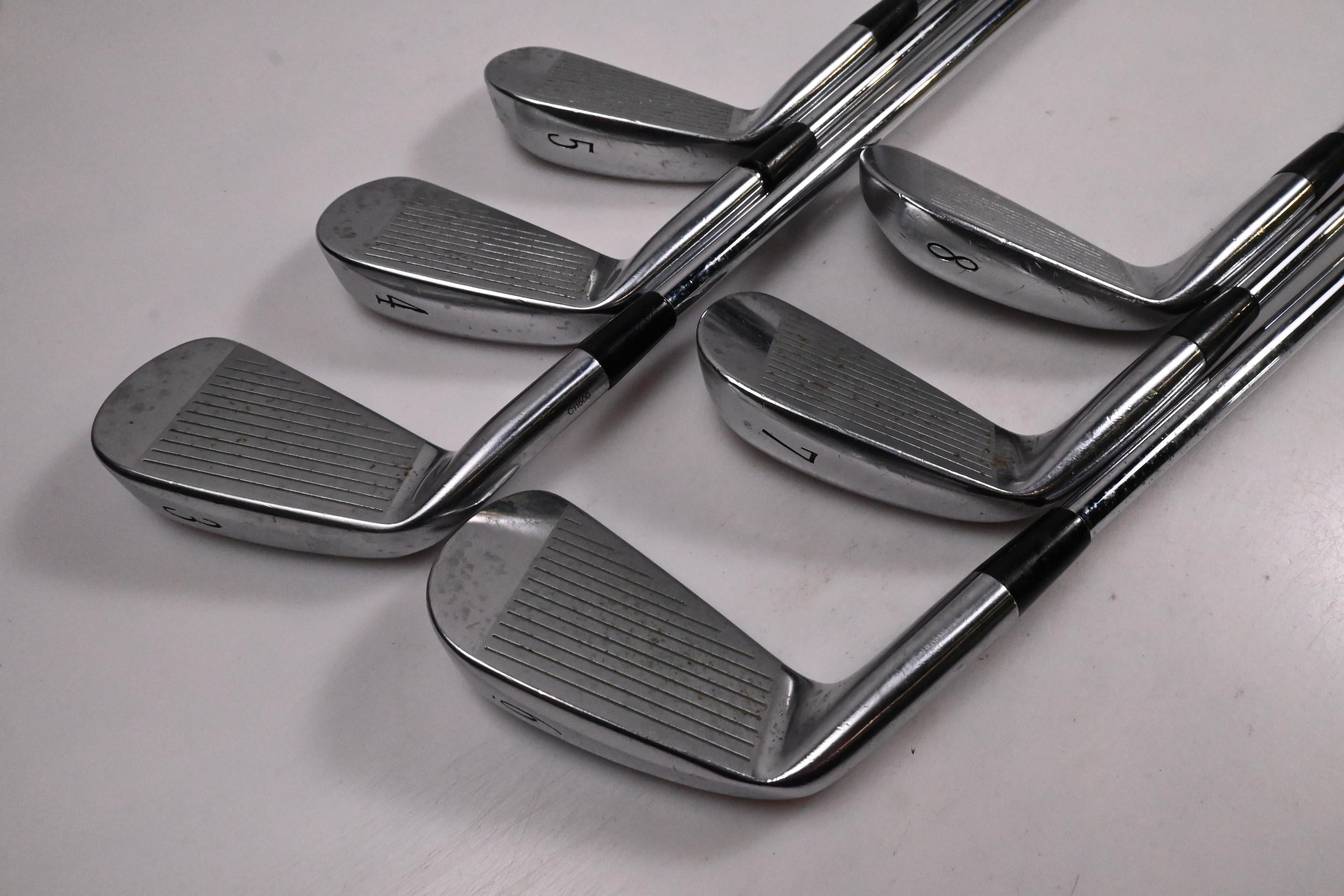 Mizuno MX-23 Irons / 3-8i / Regular Flex Dynalite Gold R300 Shafts