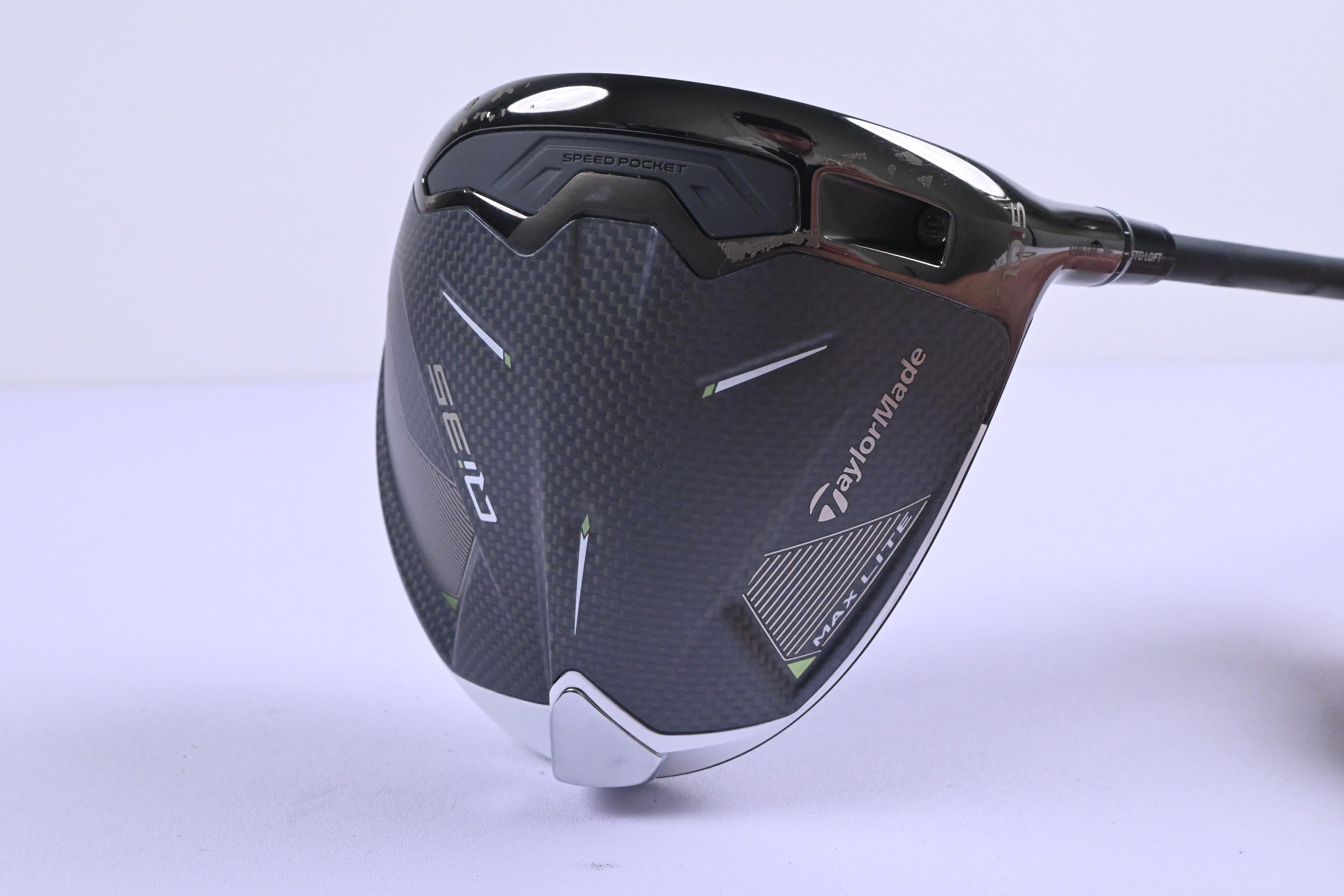 Taylormade Qi35 Max Lite Driver / 10.5 Degree / Regular Flex Vanquish 4 Shaft