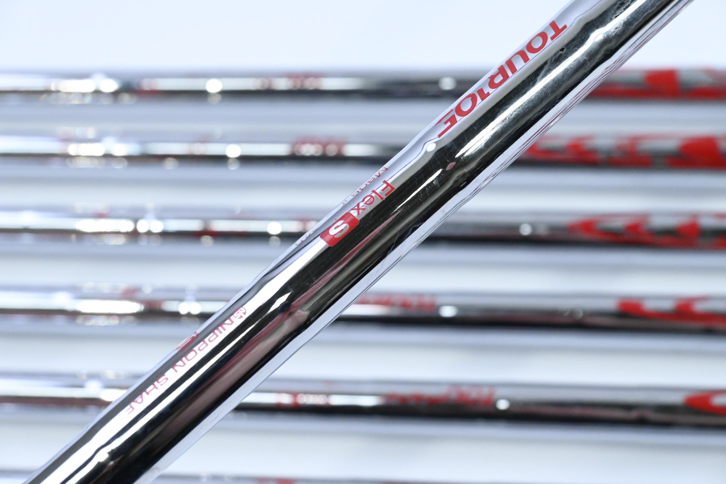 Yonex Ezone Elite 2 Irons / 5-PW+SW / Stiff Flex NS Pro Modus3 Tour 105 Shafts