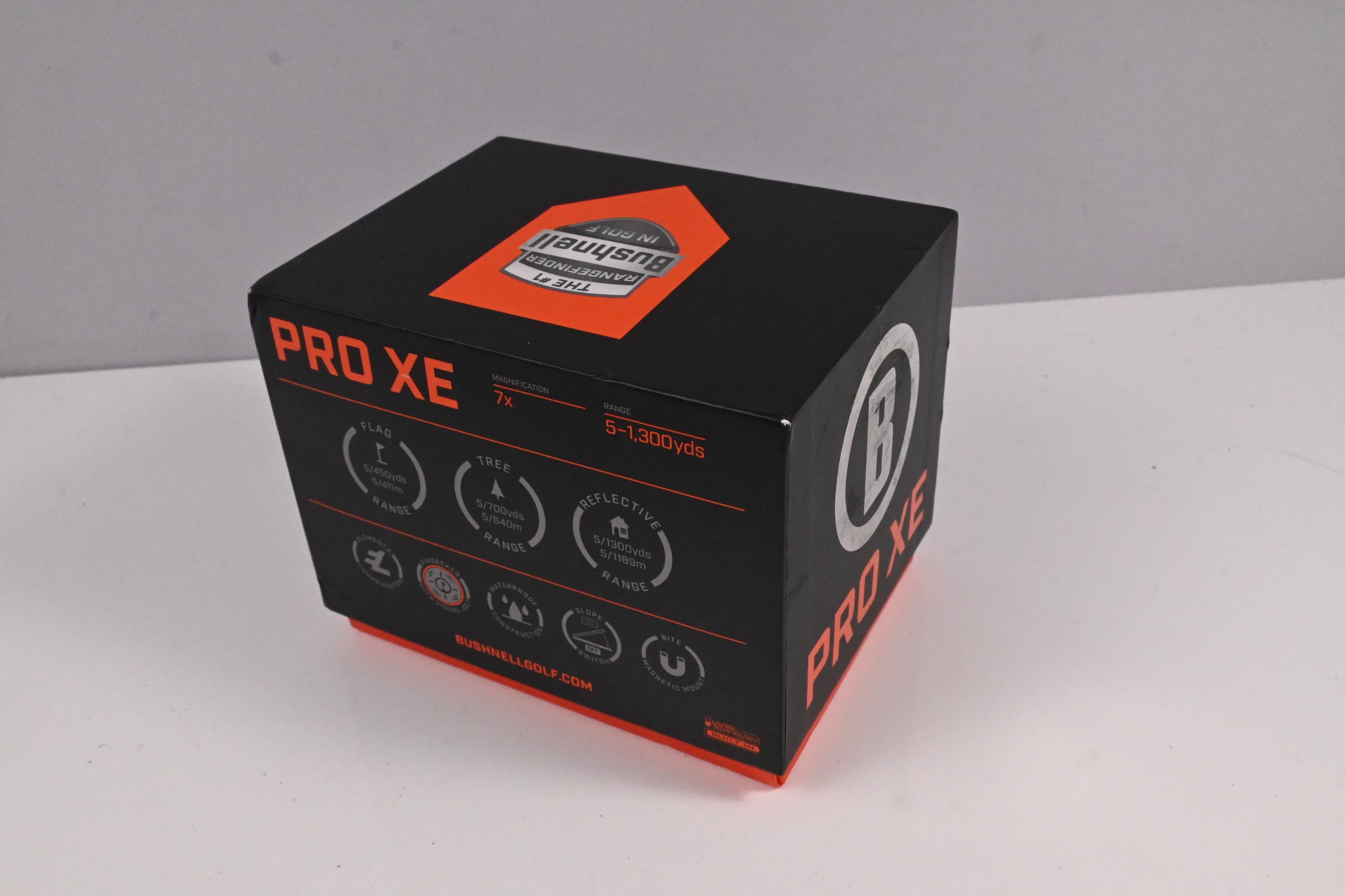 Bushnell Pro XE / Rangefinder