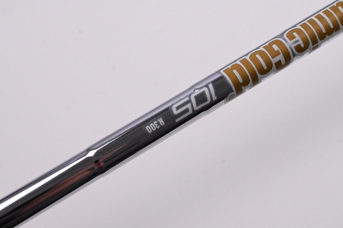 Left Hand Mizuno JPX 921 Hot Metal #9 Iron / Regular Flex Dynamic Gold 105 R300