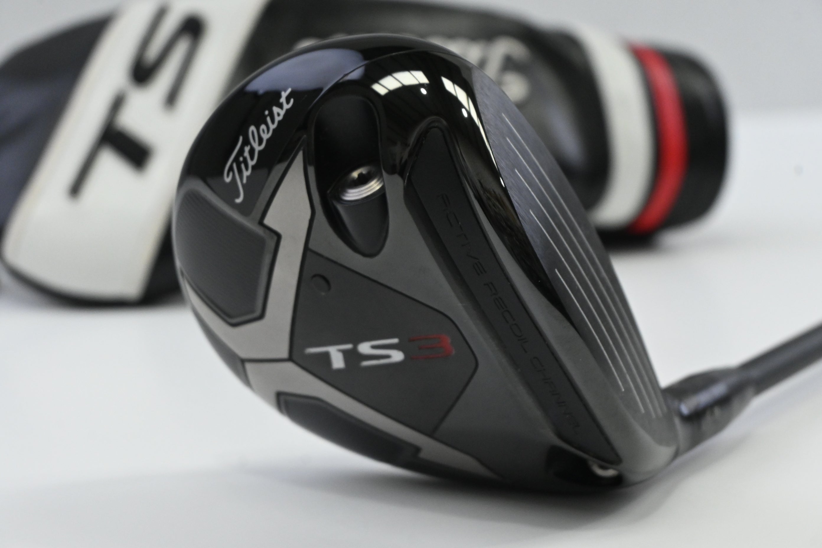 Titleist TS3 #3 Wood / 15 Degree / Regular Flex HZRDUS Smoke Black 70 Shaft