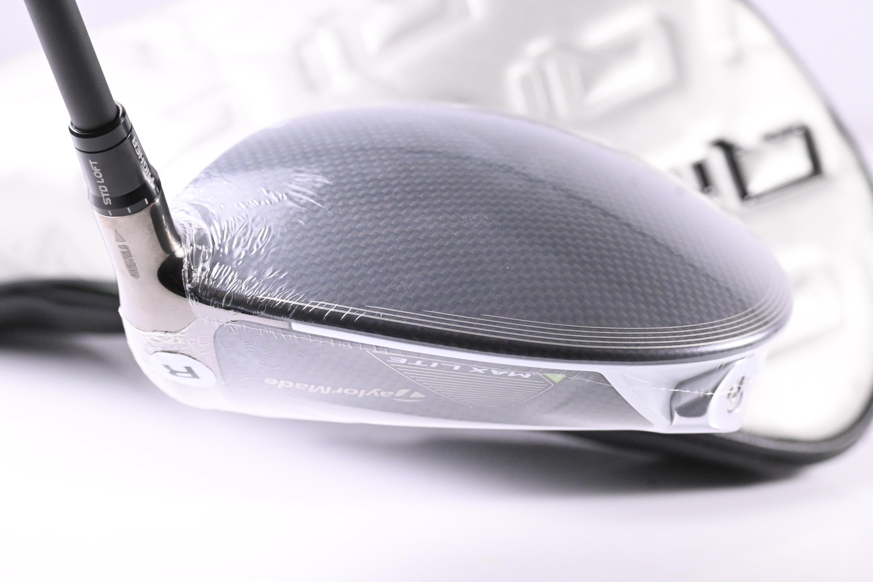 Taylormade Qi35 Max Lite Driver / 10.5 Degree / Regular Flex Vanquish 4 Shaft