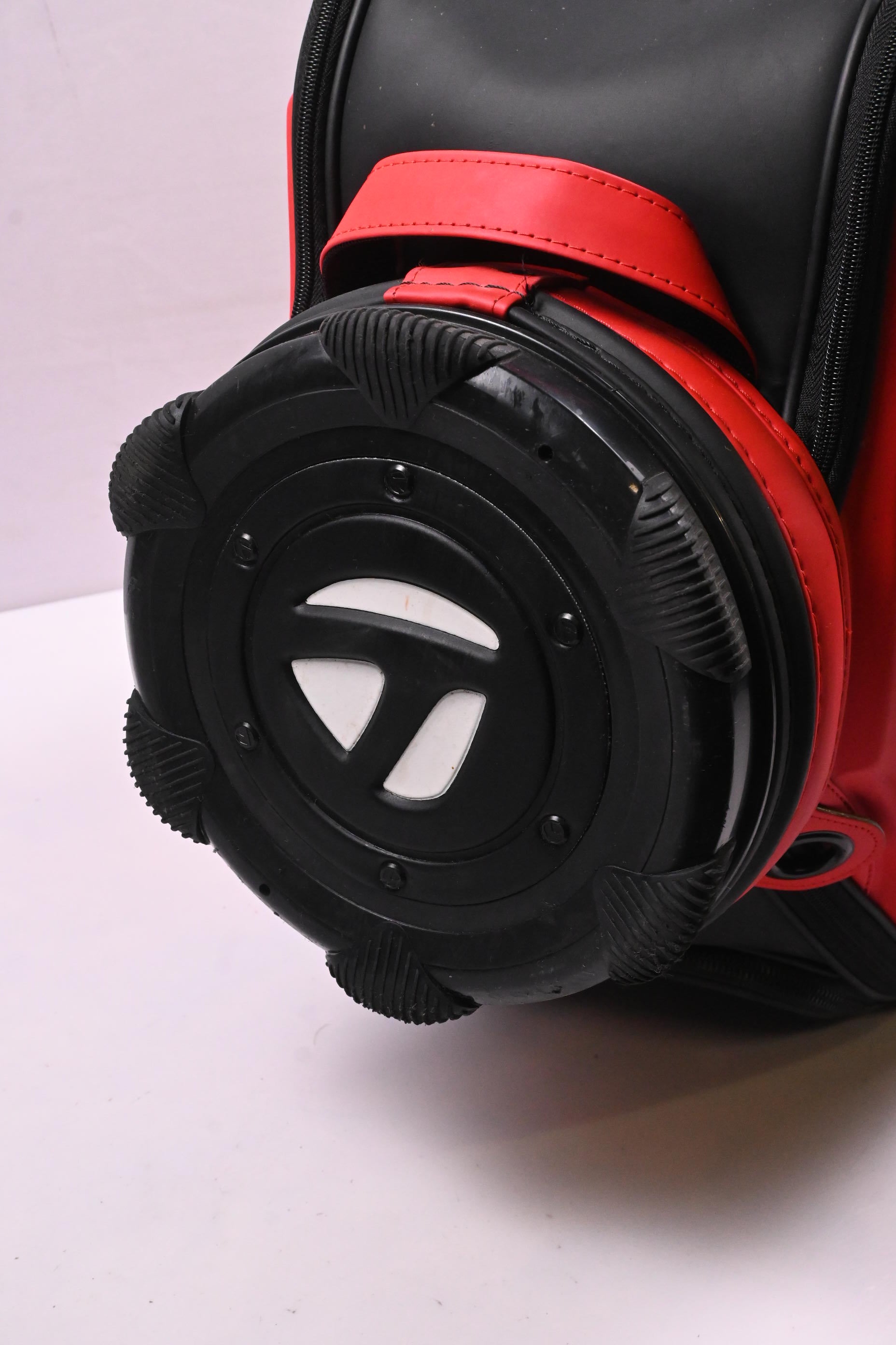 Taylormade Stealth Tour Bag / 6-Way Divider / Black, Red