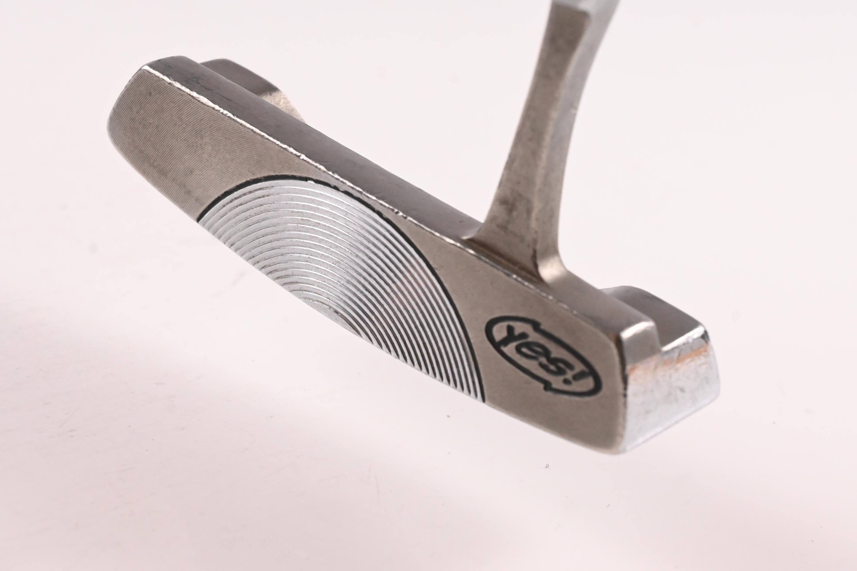 Yes! C-Groove Ginna Putter / 34 Inch