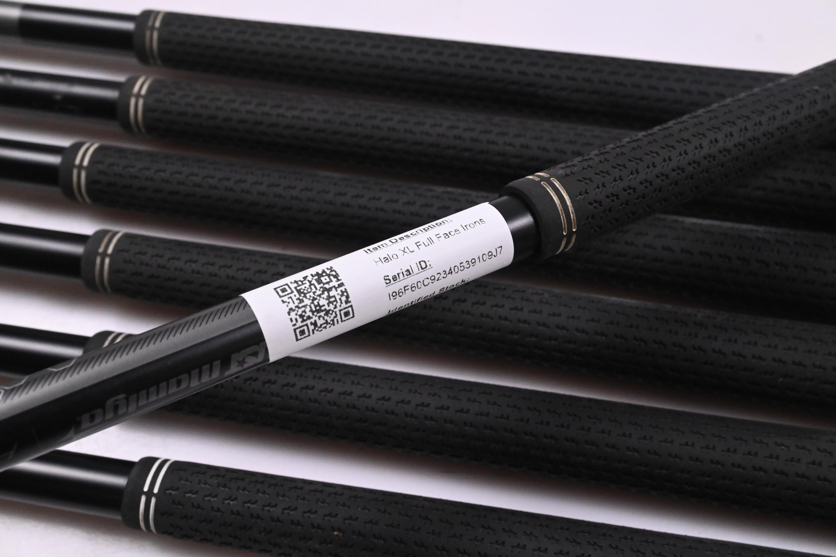 Cleveland Halo XL Full Face Irons / 5-PW+GW / Rgeular Flex UST Helium Nanocore