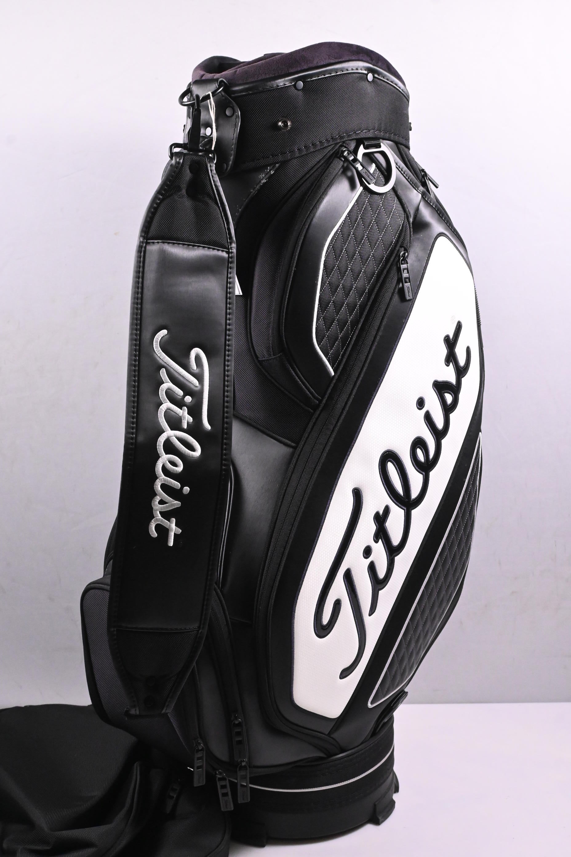 Titleist Midsize Cart Bag / 6-Way Divider / Black, White