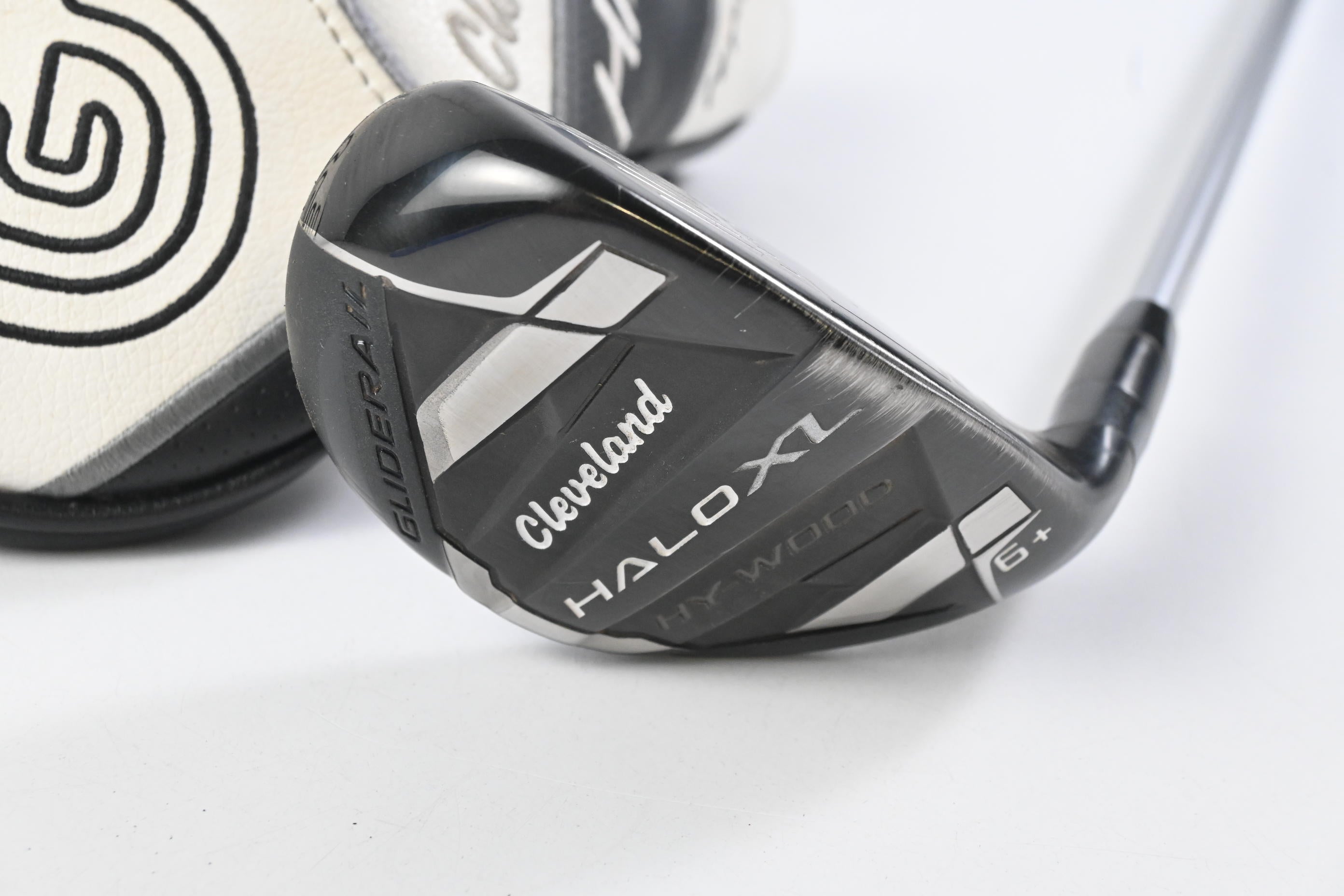 Cleveland Halo XL Hy-Wood #6 Hybrid / 26 Degree / Senior Flex Aldila Ascent 40