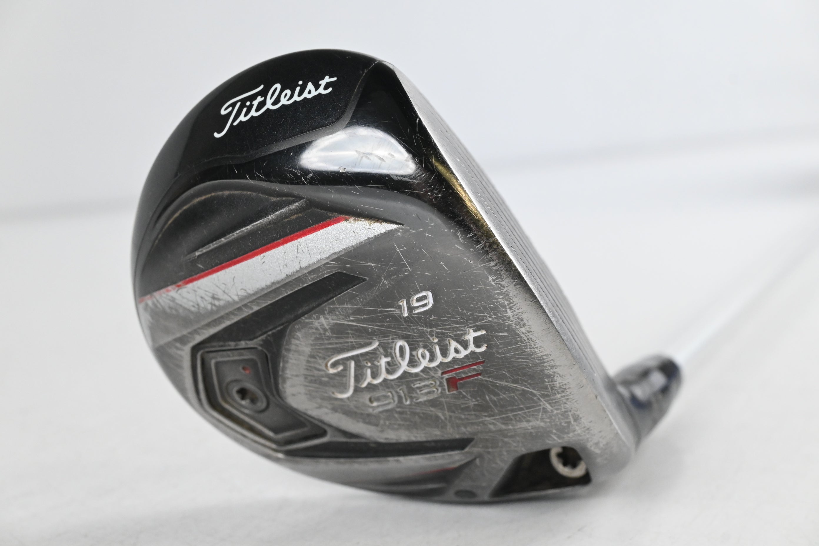 Titleist 913 F #5 Wood / 19 Degree / Regular Flex Aldila Rogue 95 MSI 80 Shaft