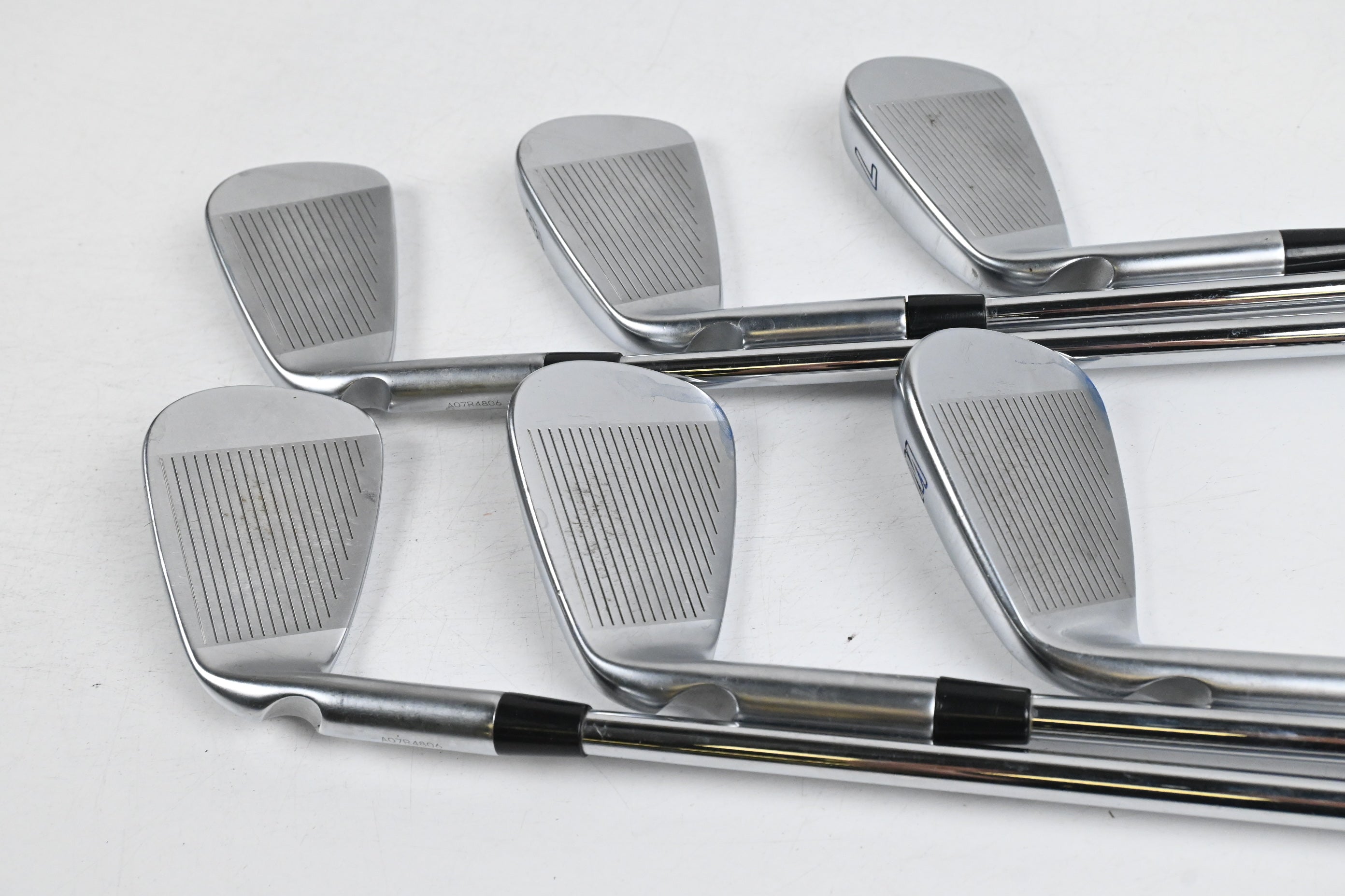 Ping i525 Irons / 5-PW / Red Dot / Regular Flex Ping AWT 2.0 Shafts