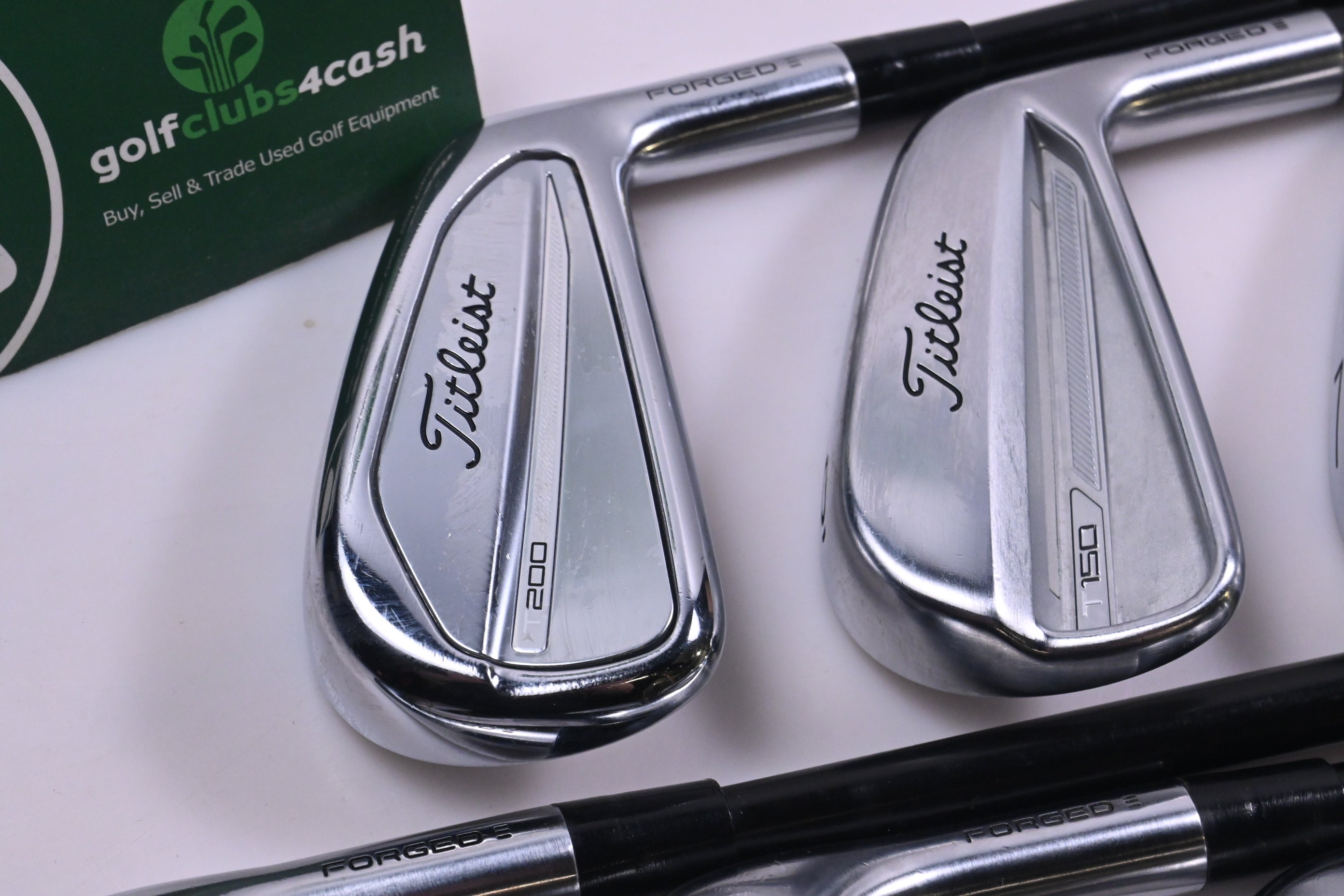 Set De Fers Titleist T200 2023 / 6-PW+GW / Shafts AMT Rouge R300 (régulier) Reconditionné