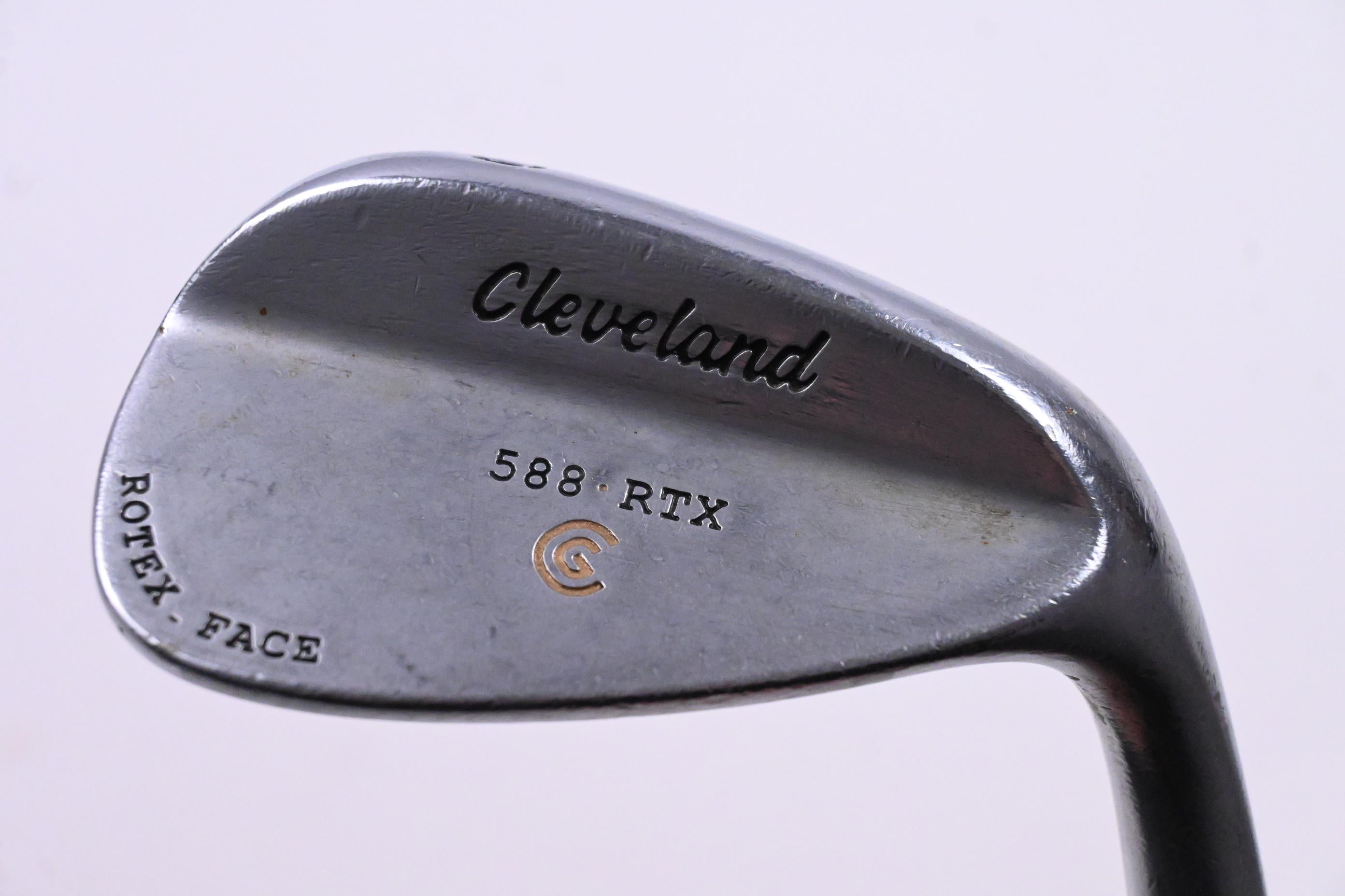 Cleveland 588 RTX Gap Wedge / 50 Degree / Wedge Flex Steel Shaft
