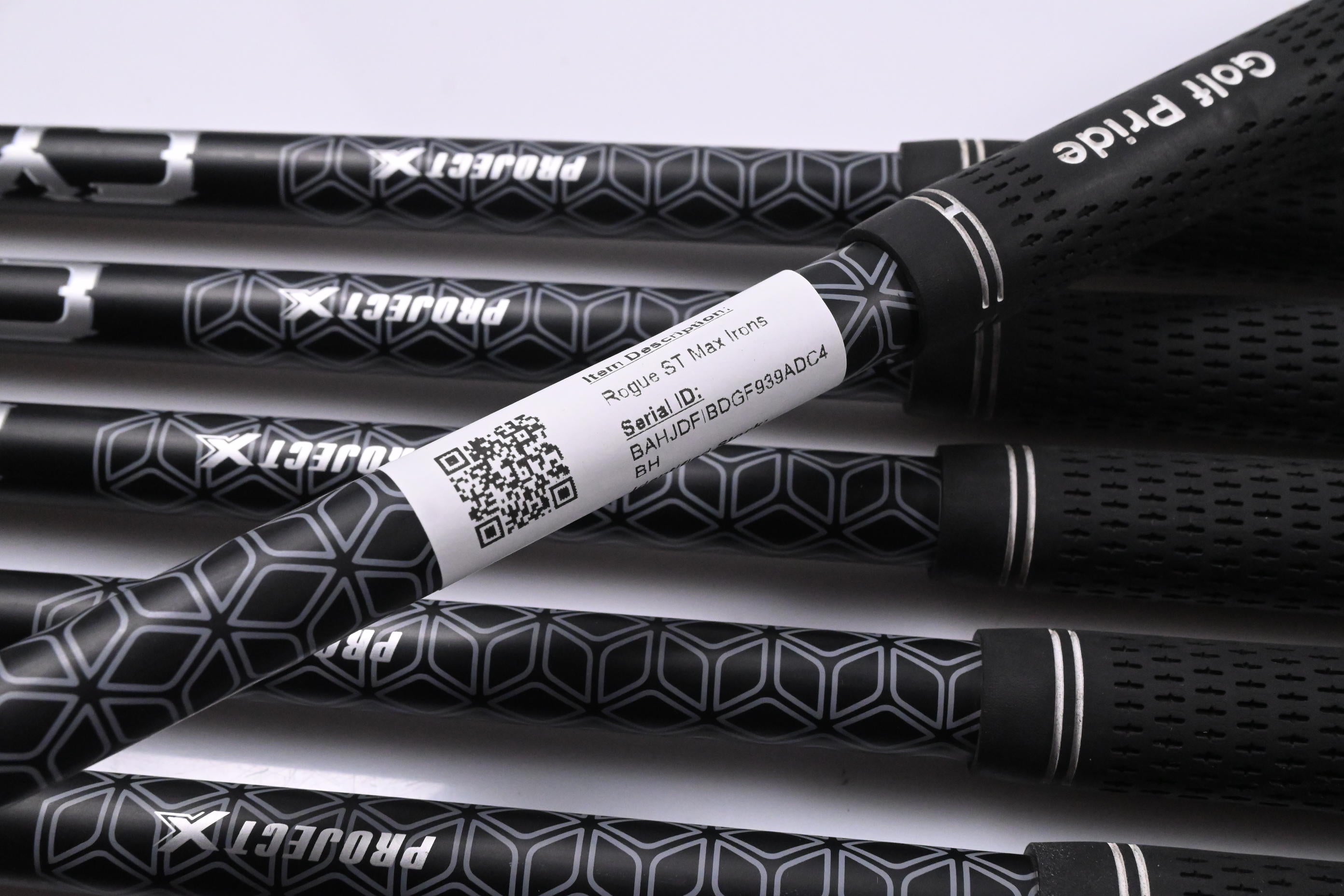 Callaway Rogue ST Max Irons / 4-PW+AW+GW / Senior Flex Cypher 50 Shafts