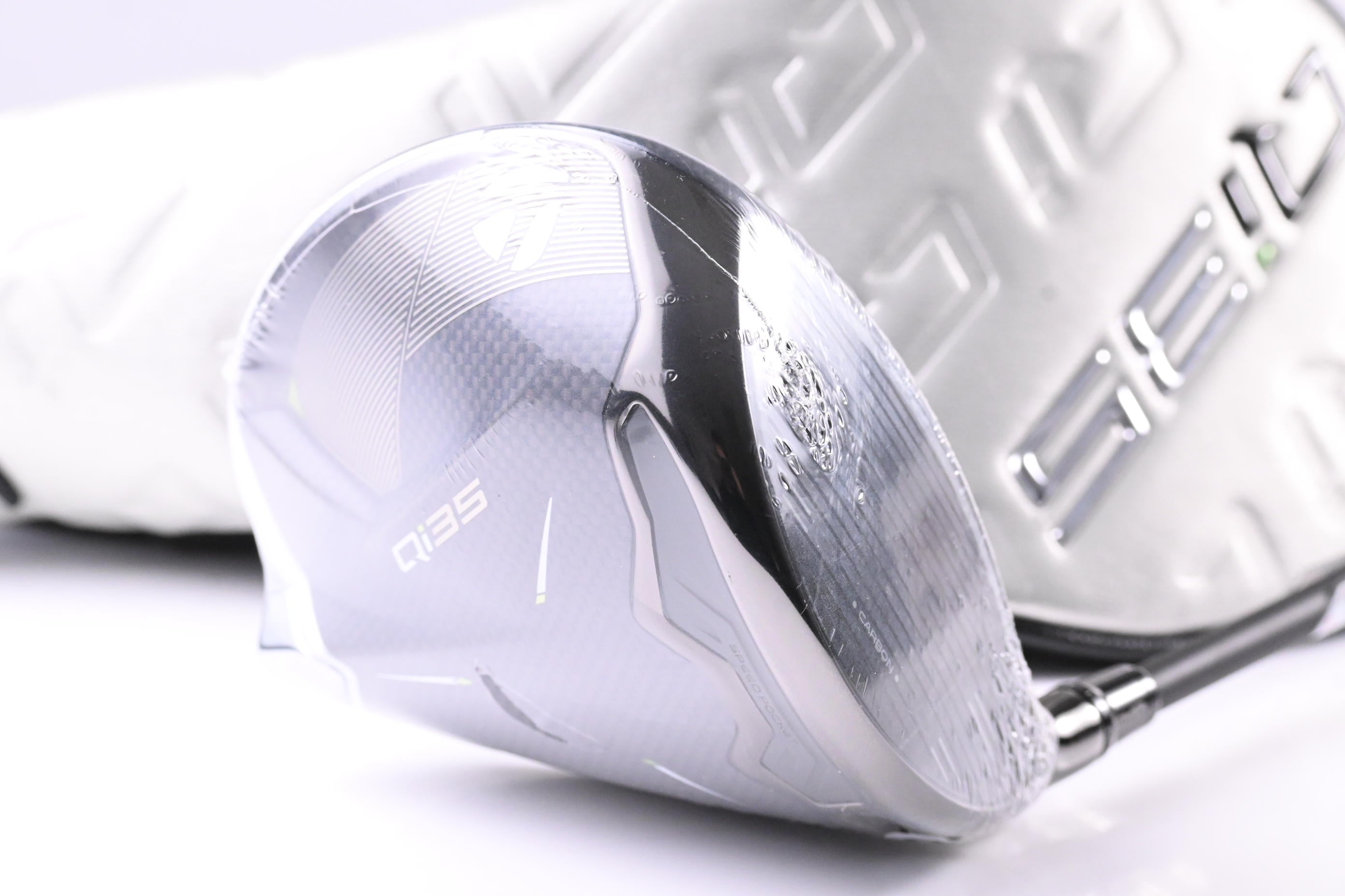 Taylormade Qi35 Max Lite Driver / 12 Degree / Regular Flex Vanquish 4 Shaft