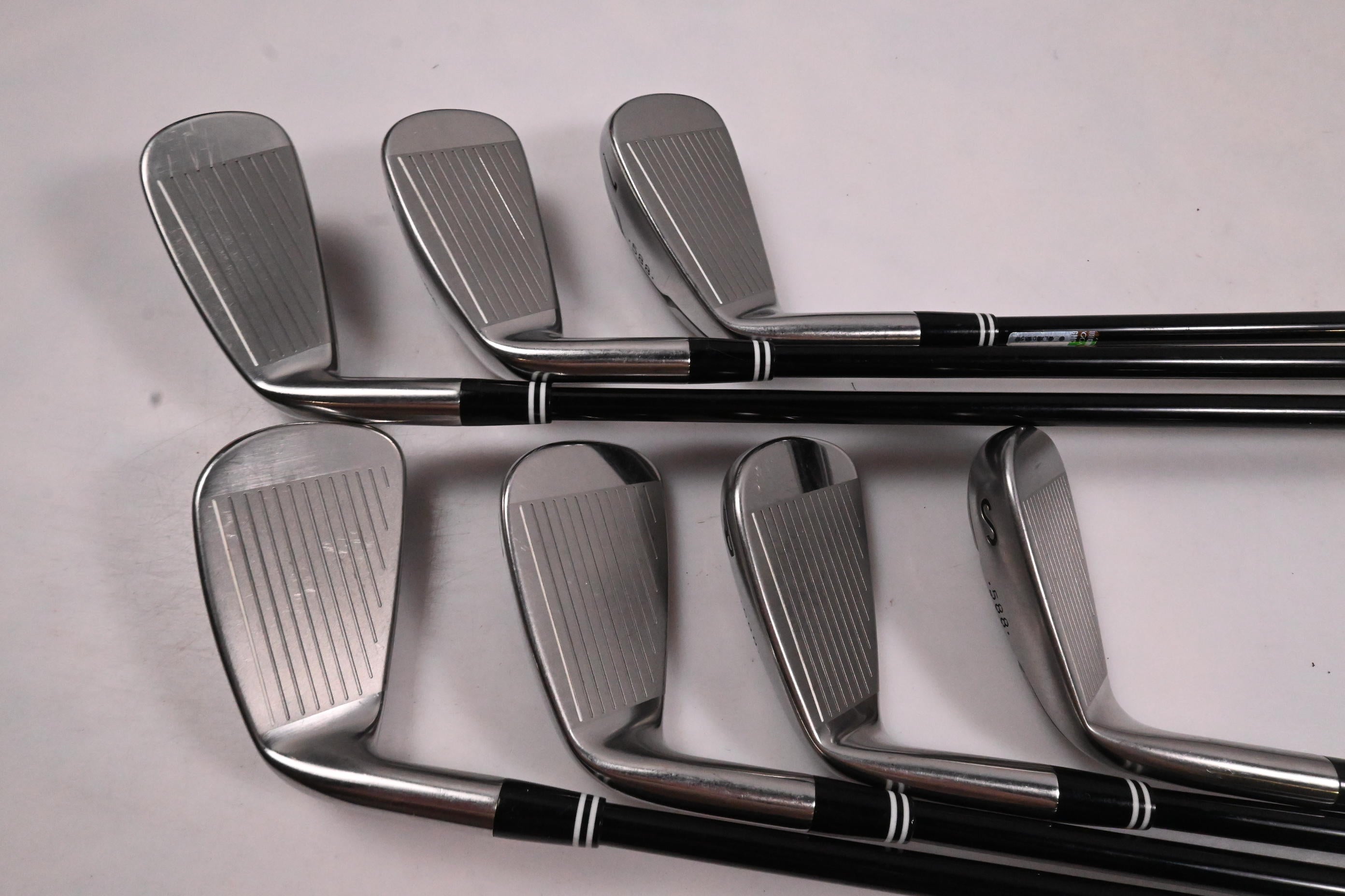 Cleveland 588 Altitude Irons / 5-PW+SW / Senior Flex Cleveland 55 Shafts