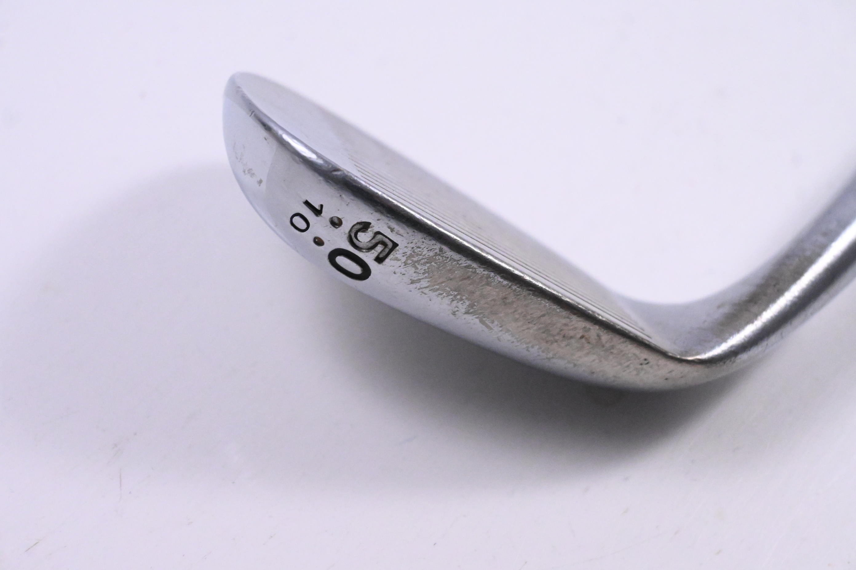 Cleveland 588 RTX Gap Wedge / 50 Degree / Wedge Flex Steel Shaft