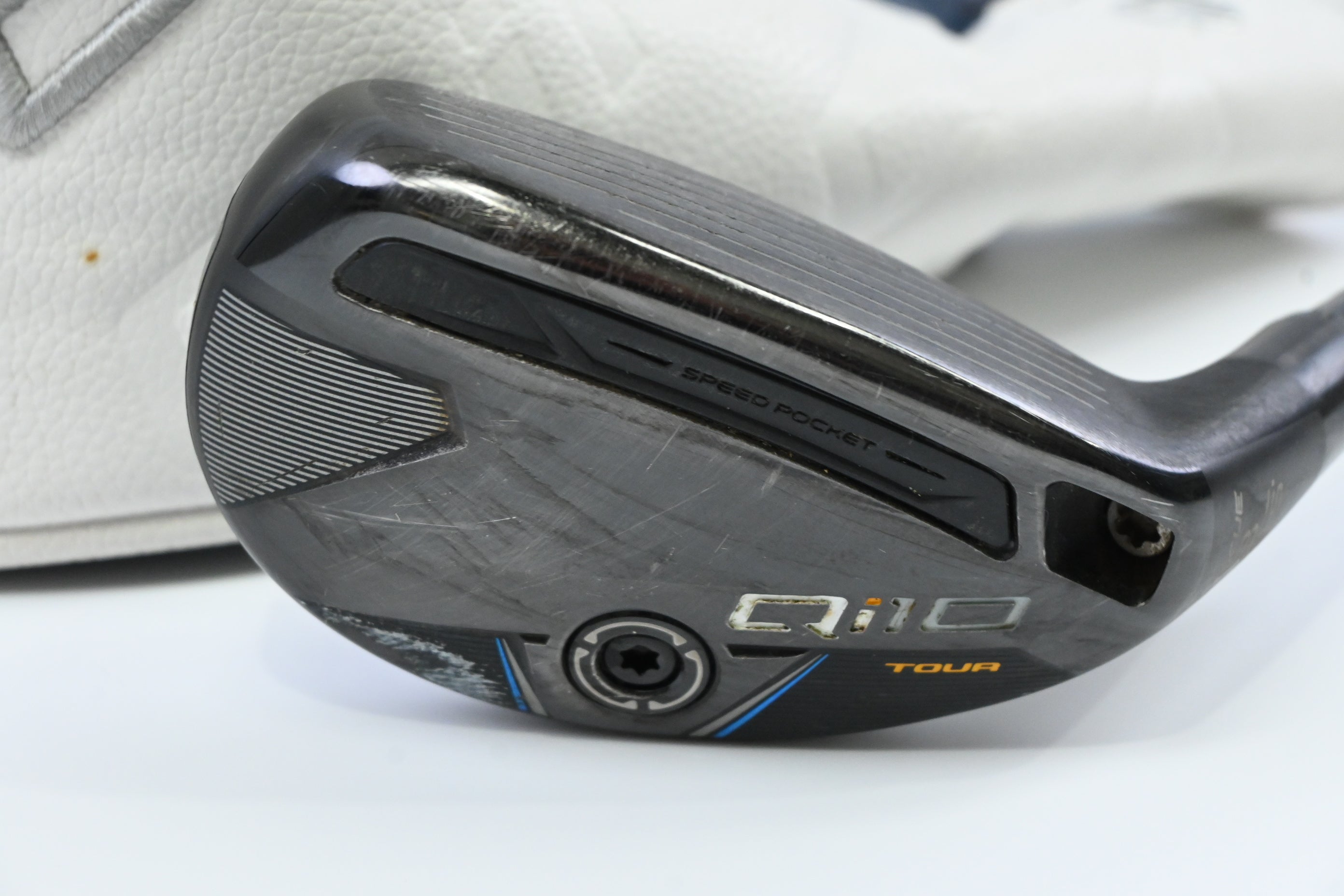 Taylormade Qi10 Tour #3 Hybrid / 19.5 Degree / X-Flex Kai'li White 90 Shaft