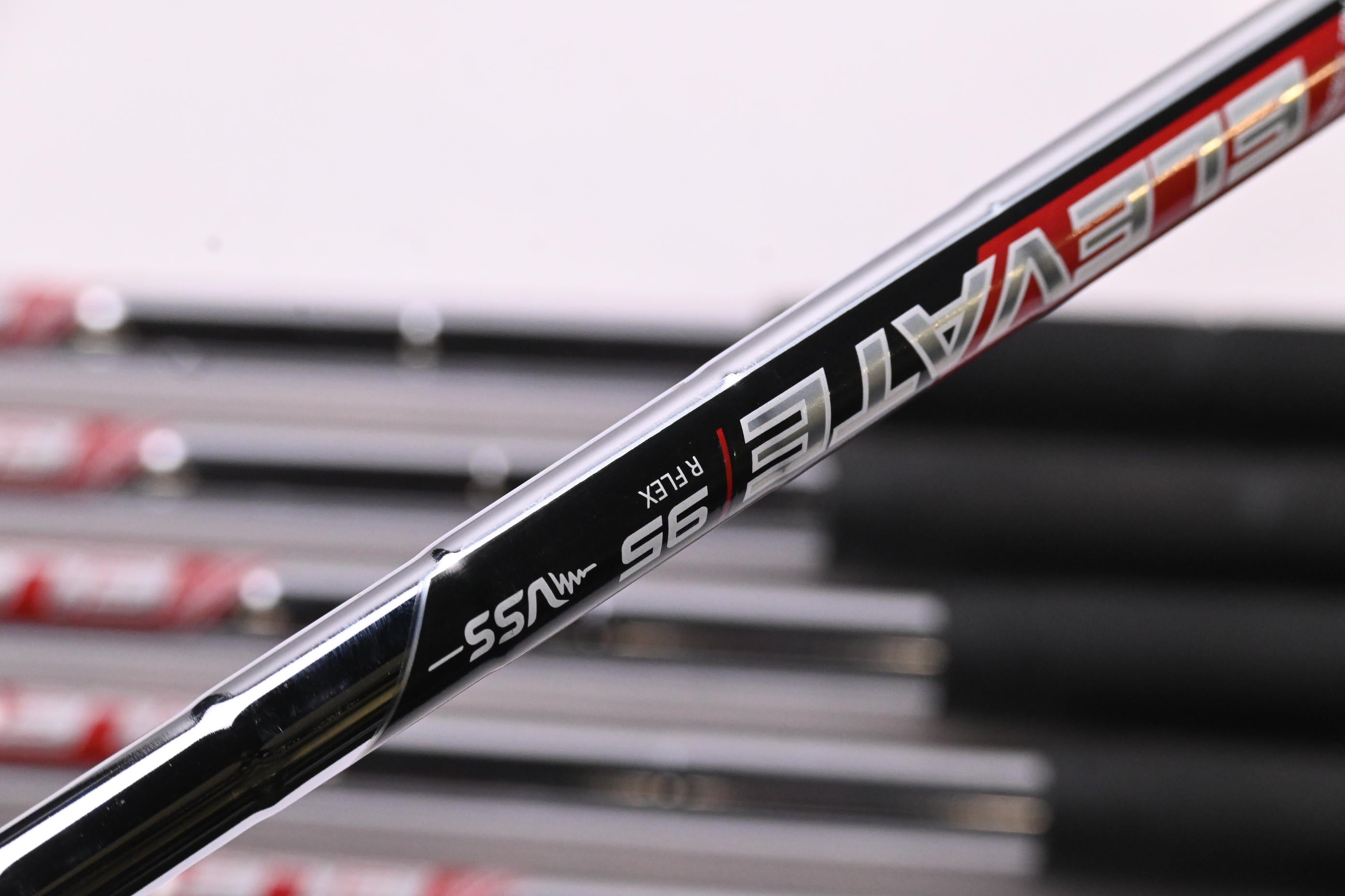 PXG 0211 DC Irons / 5-PW / Regular Flex Elevate 95 Shafts