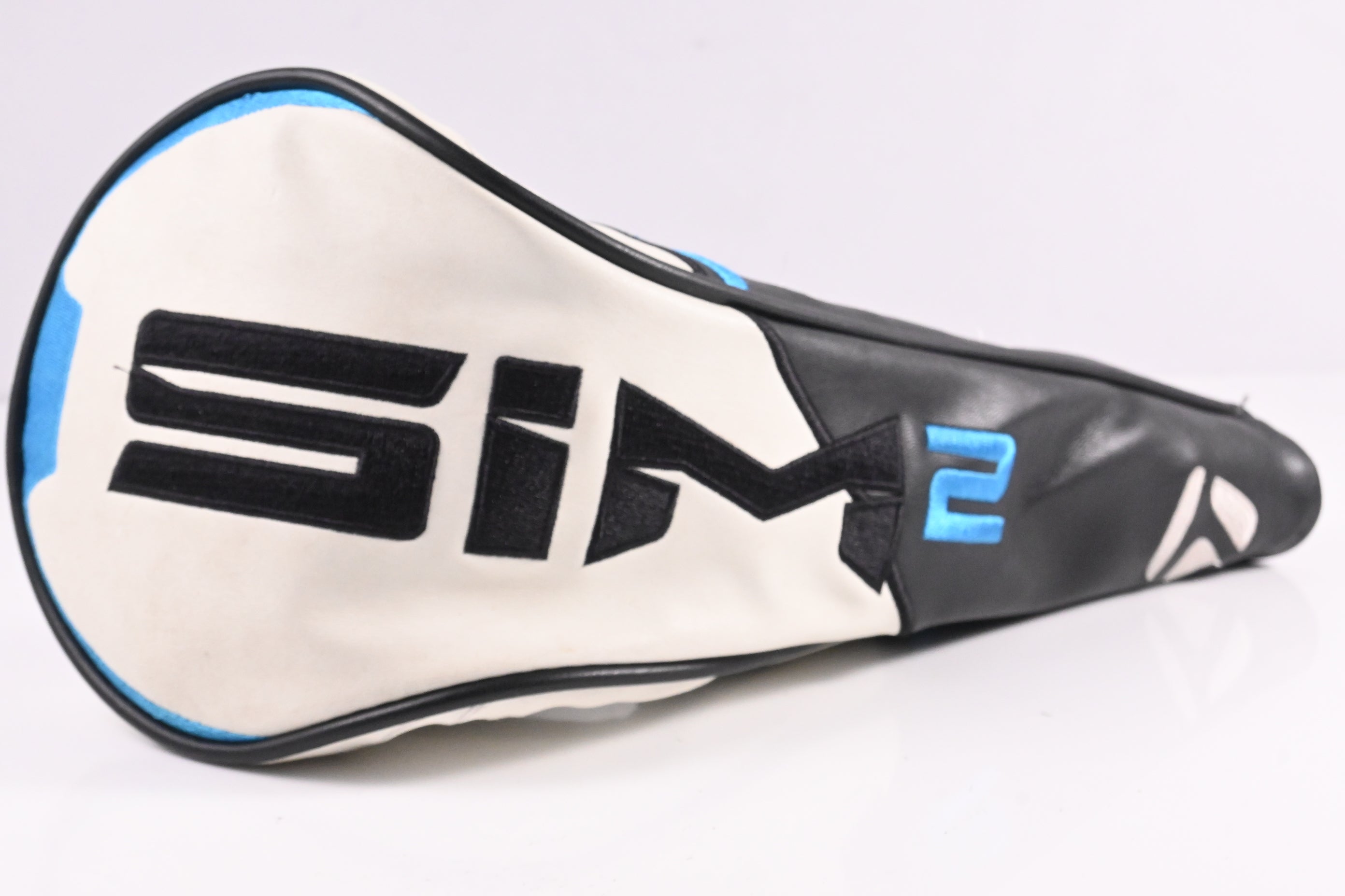 Taylormade SIM2 Max Driver / 9 Degree / Stiff Flex Fujikura Ventus Blue 5 Shaft