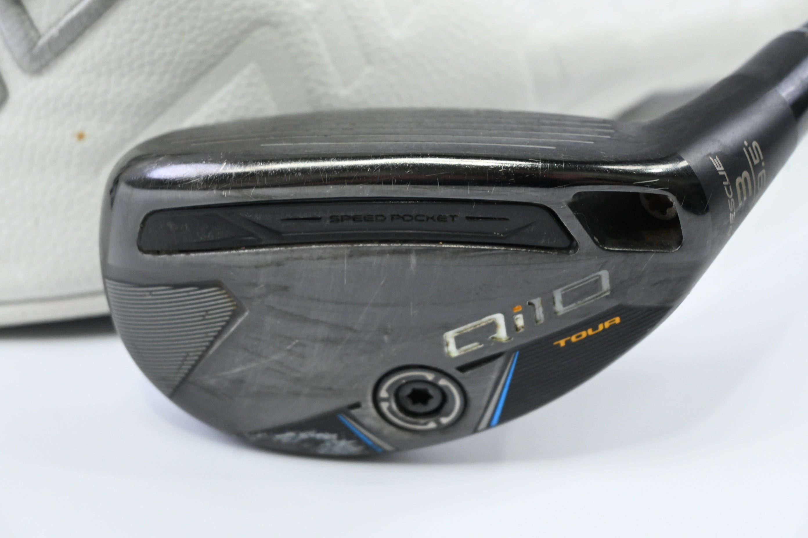 Taylormade Qi10 Tour #3 Hybrid / 19.5 Degree / X-Flex Kai'li White 90 Shaft