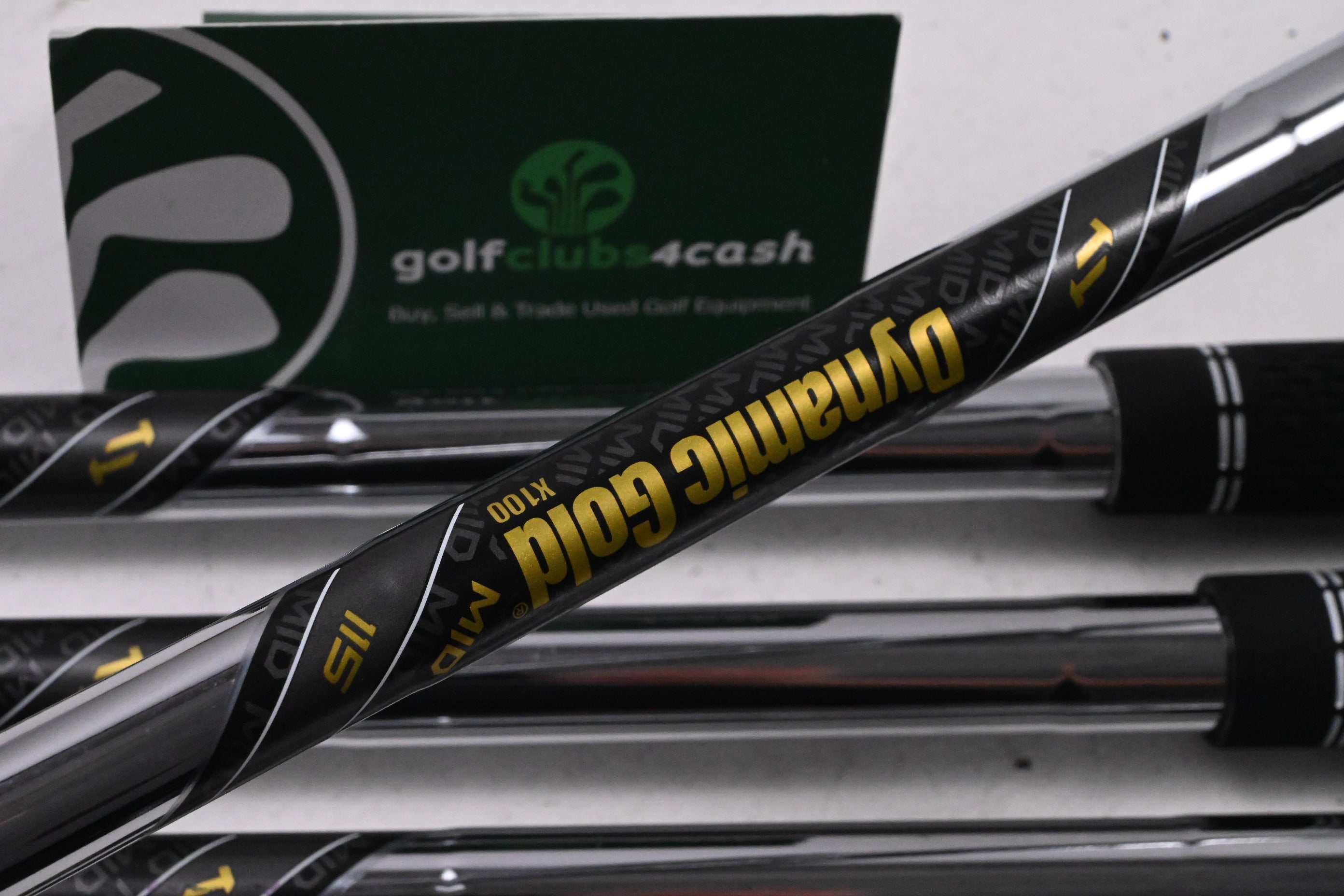 Ping Blueprint T Irons / 5-PW / White Dot / X-Flex Dynamic Gold Mid 115 X100