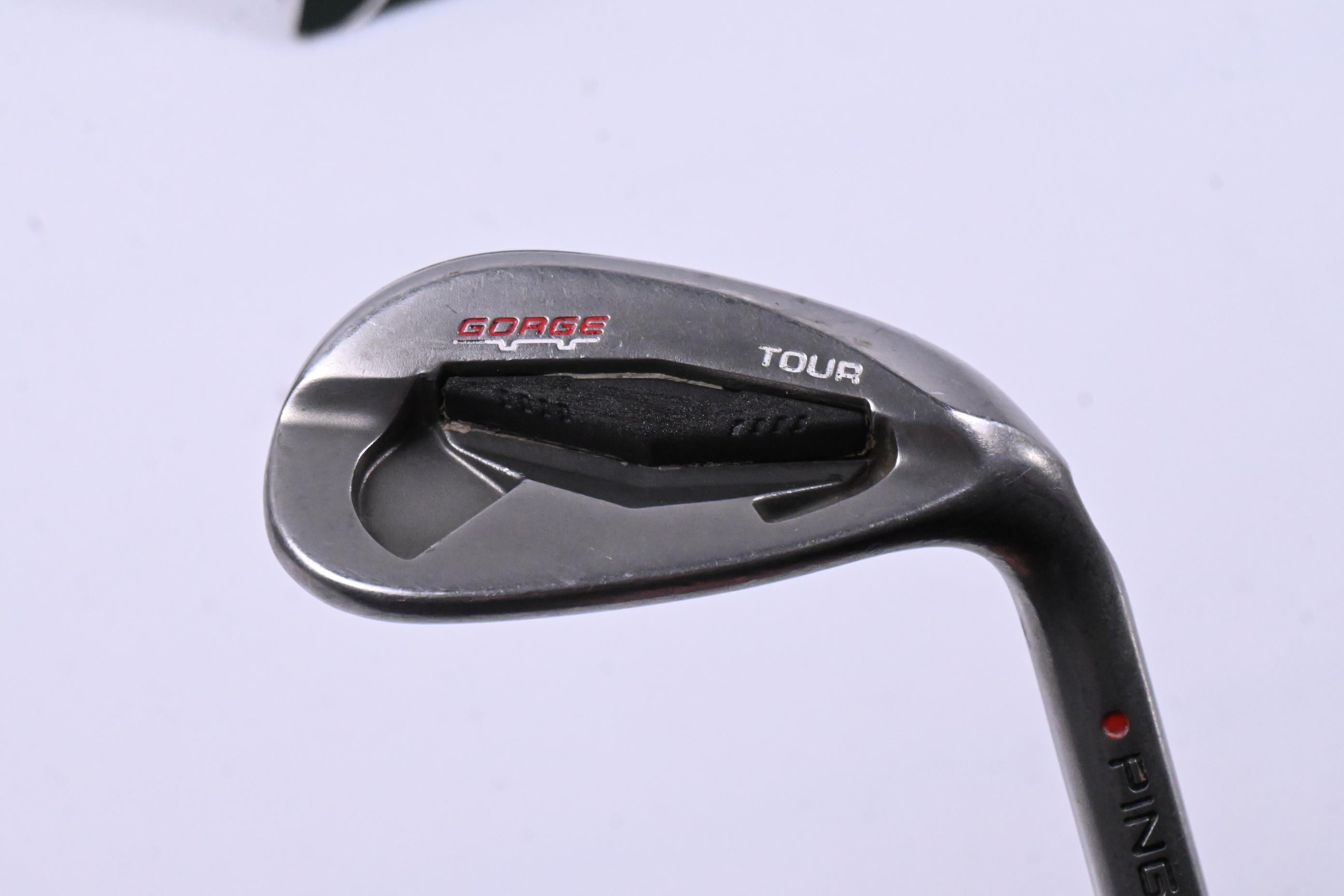 Ping Tour Gorge Sand Wedge / 54 Degree / Red Dot / X-Flex Dynamic Gold Shaft