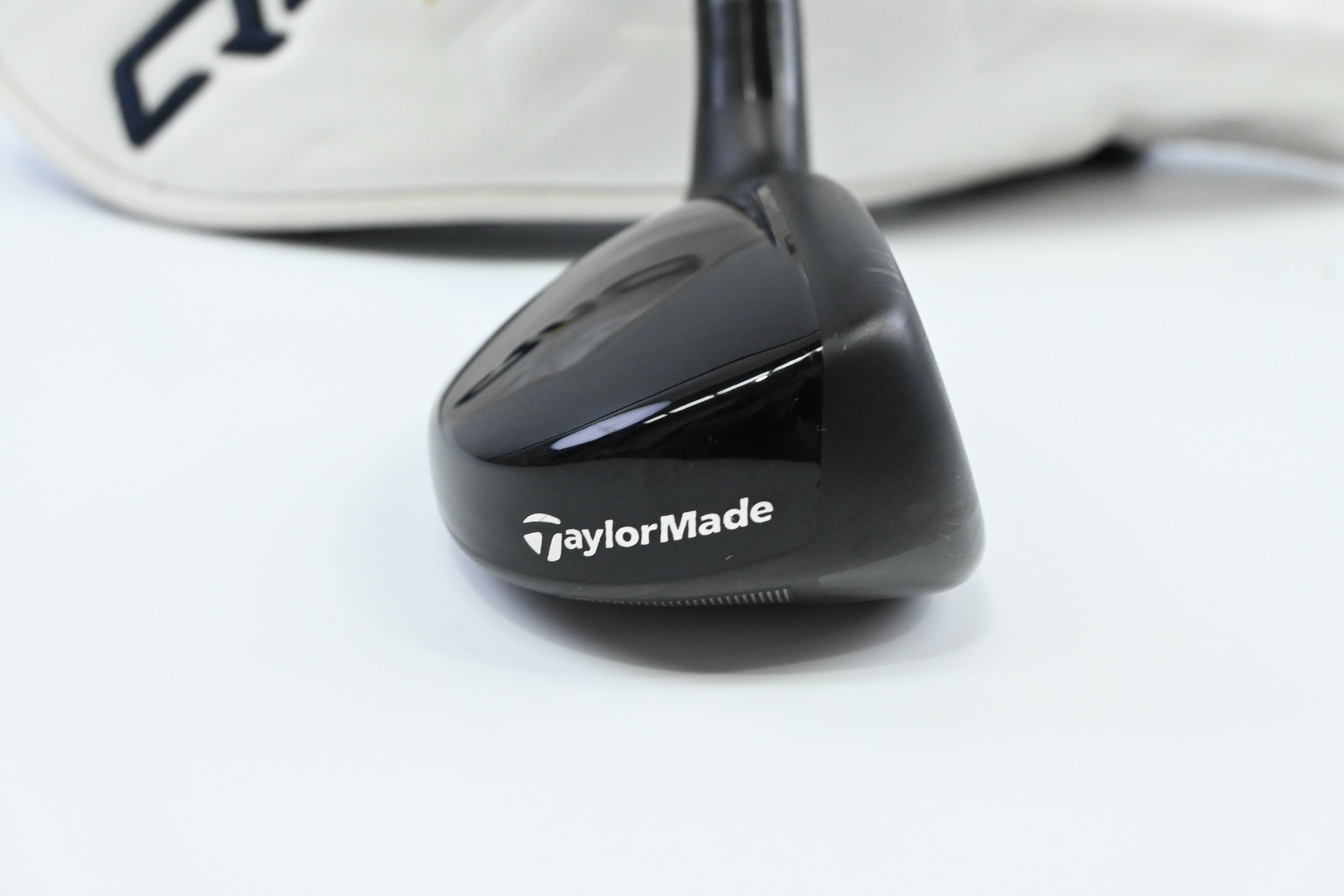 Taylormade Qi10 Tour #3 Hybrid / 19.5 Degree / X-Flex Kai'li White 90 Shaft