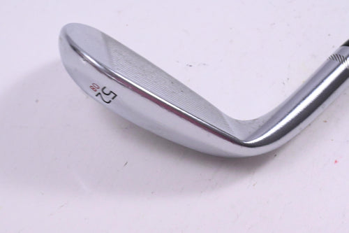 Titleist Vokey SM6 Gap Wedge / 52 Degree / Wedge Flex Titleist Vokey SM6 Shaft