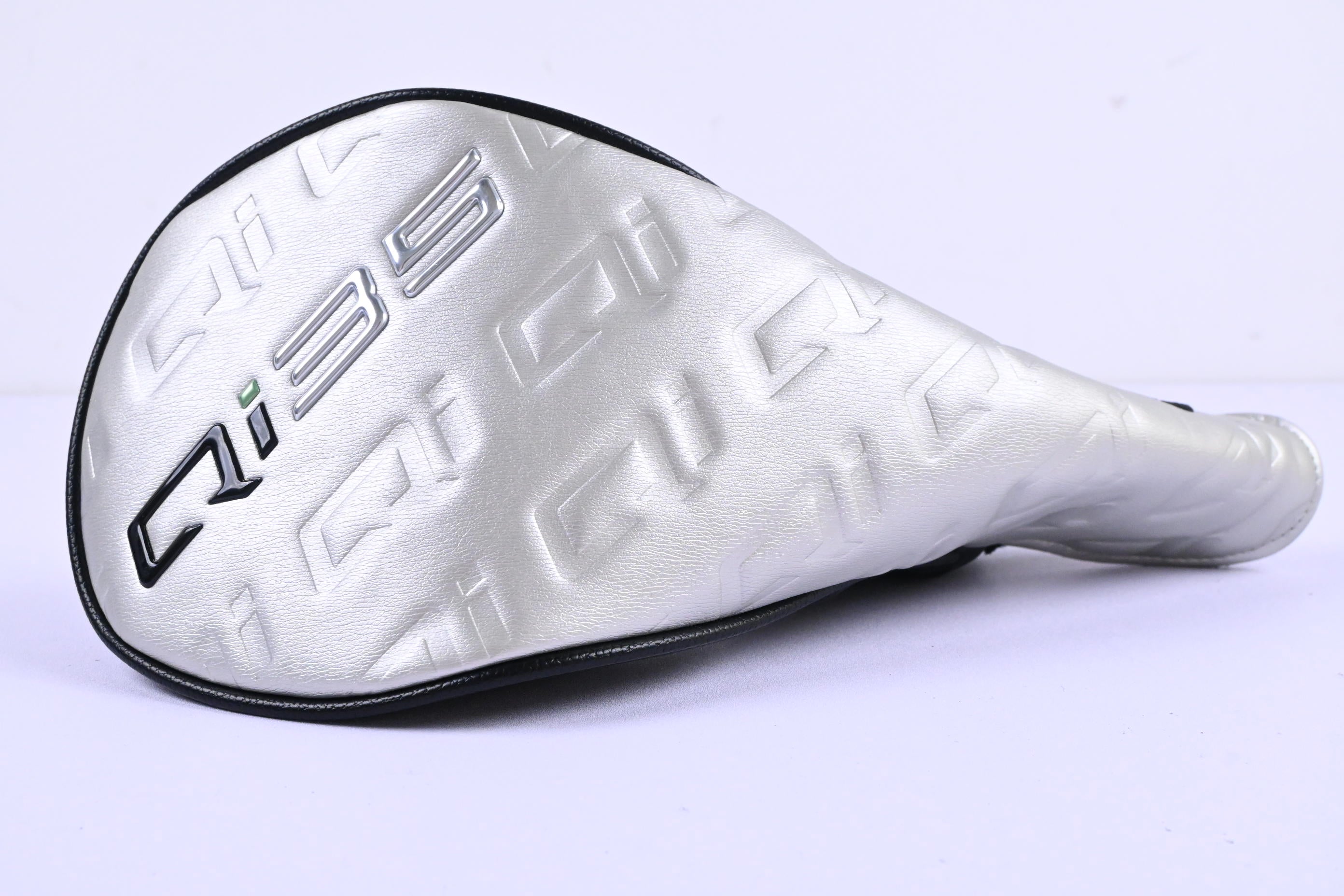 Taylormade Qi35 LS Driver / 9 Degree / Stiff Flex Kai'li Dark Waves Blue CB 60