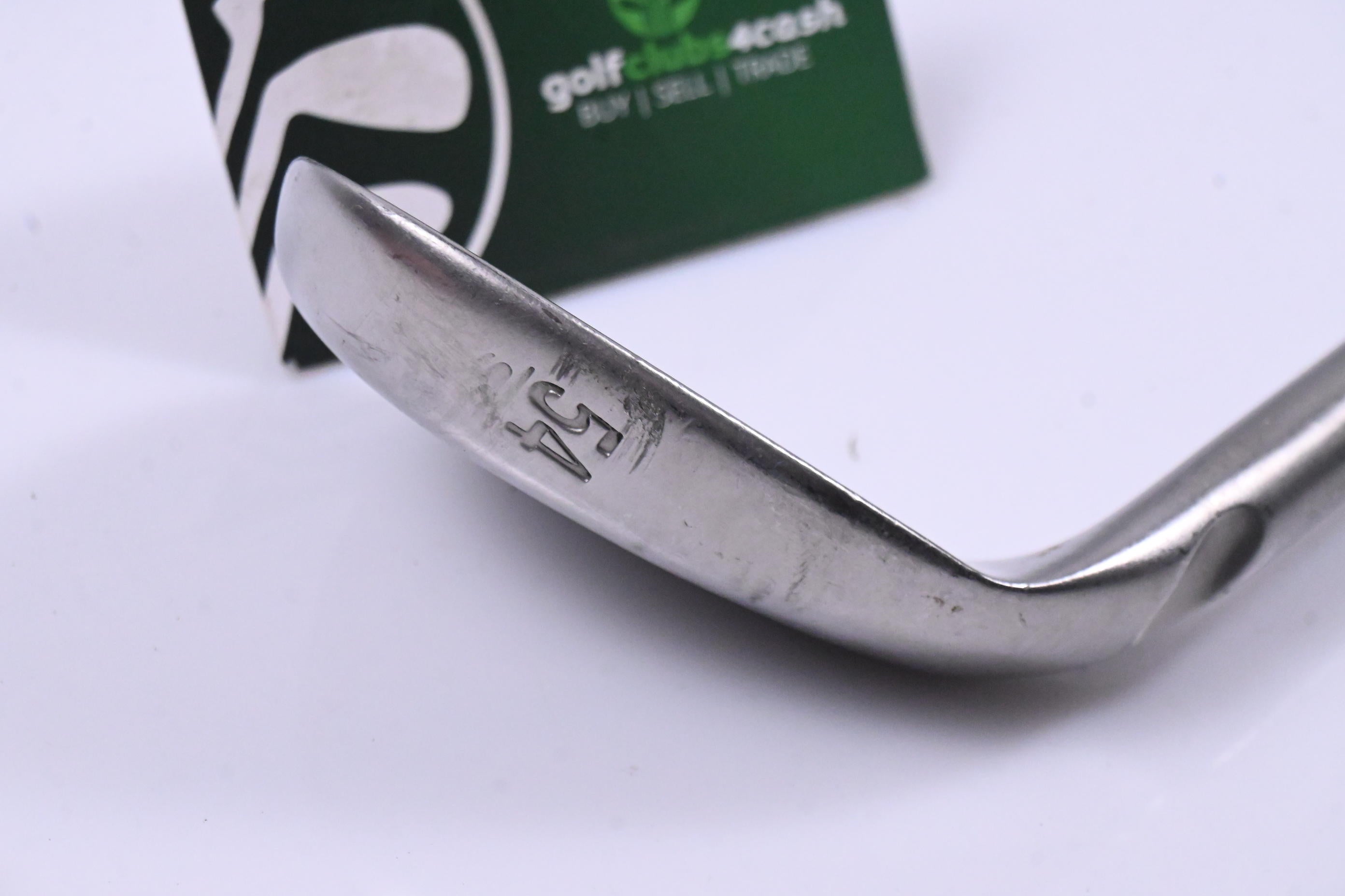 Ping Tour Gorge Sand Wedge / 54 Degree / Red Dot / X-Flex Dynamic Gold Shaft