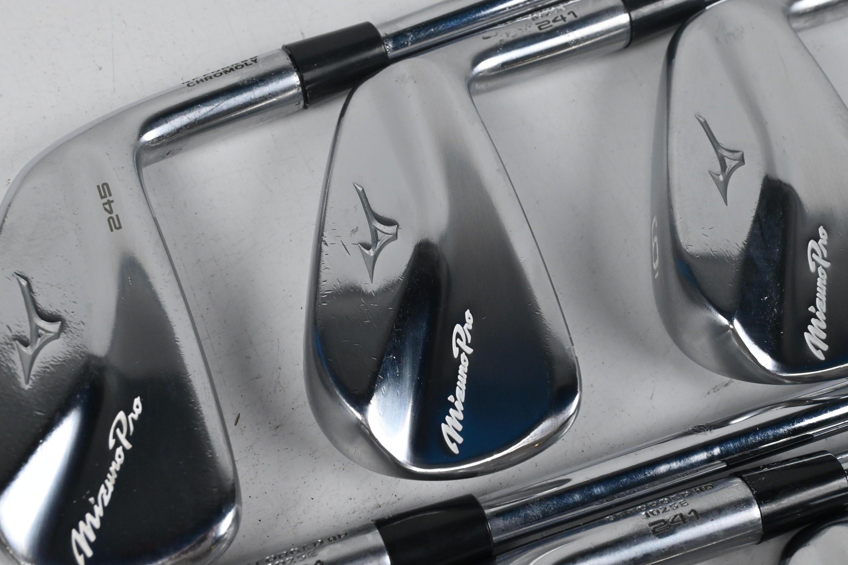 Mizuno Pro 241 Irons / 4-PW / Stiff Flex AMT S300 Tour White Shafts