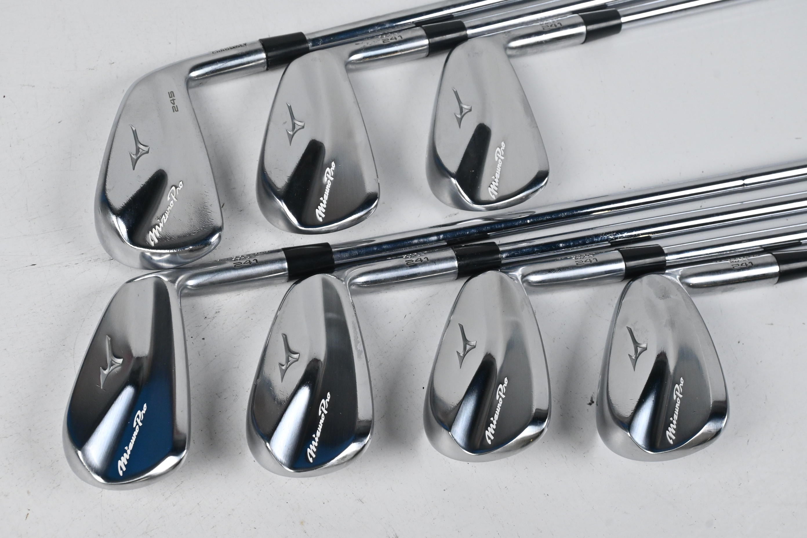 Mizuno Pro 241 Irons / 4-PW / Stiff Flex AMT S300 Tour White Shafts