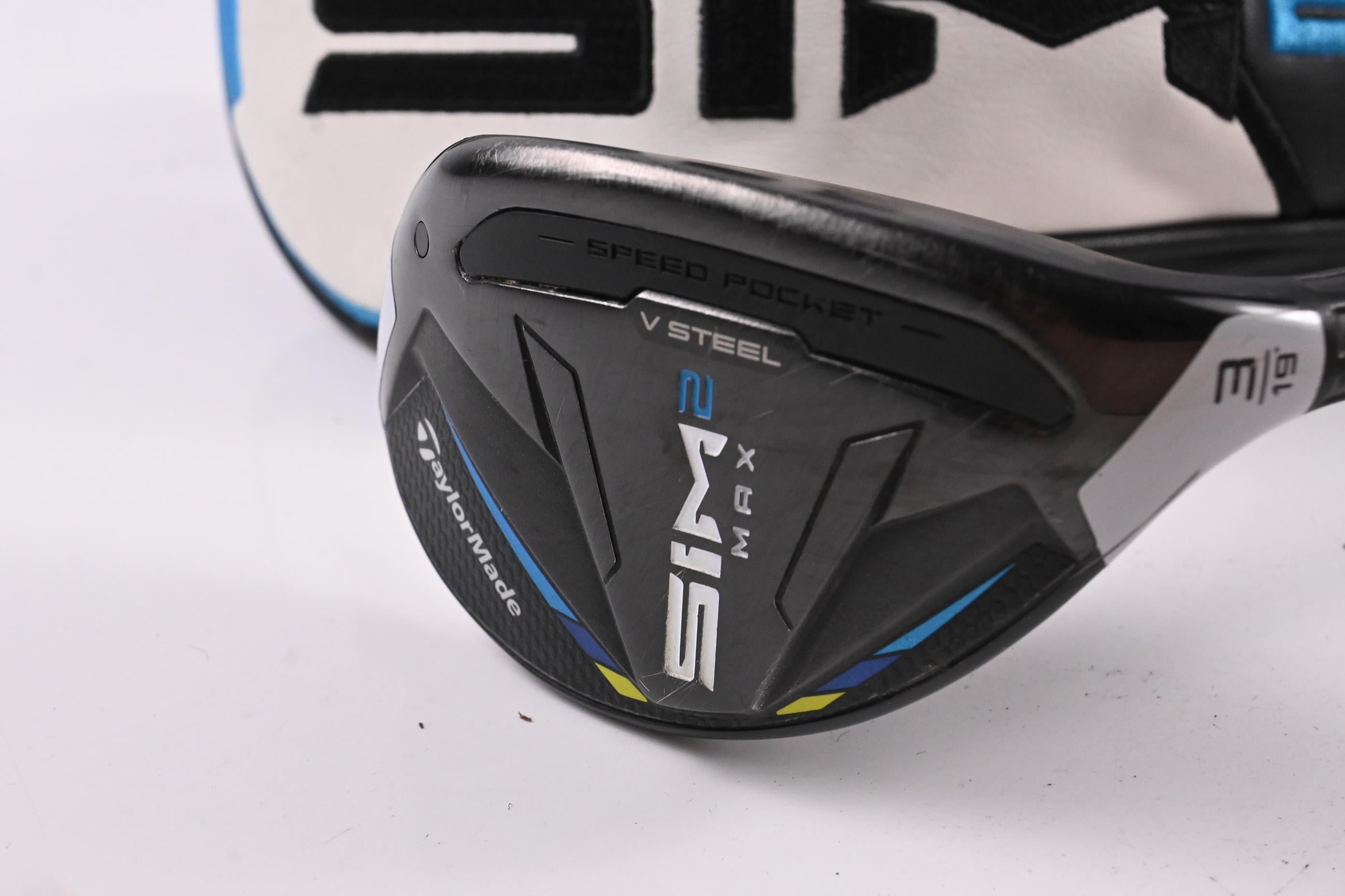 Taylormade SIM2 Max #3 Hybrid / 19 Degree / Stiff Flex Ventus Blue 7 Shaft