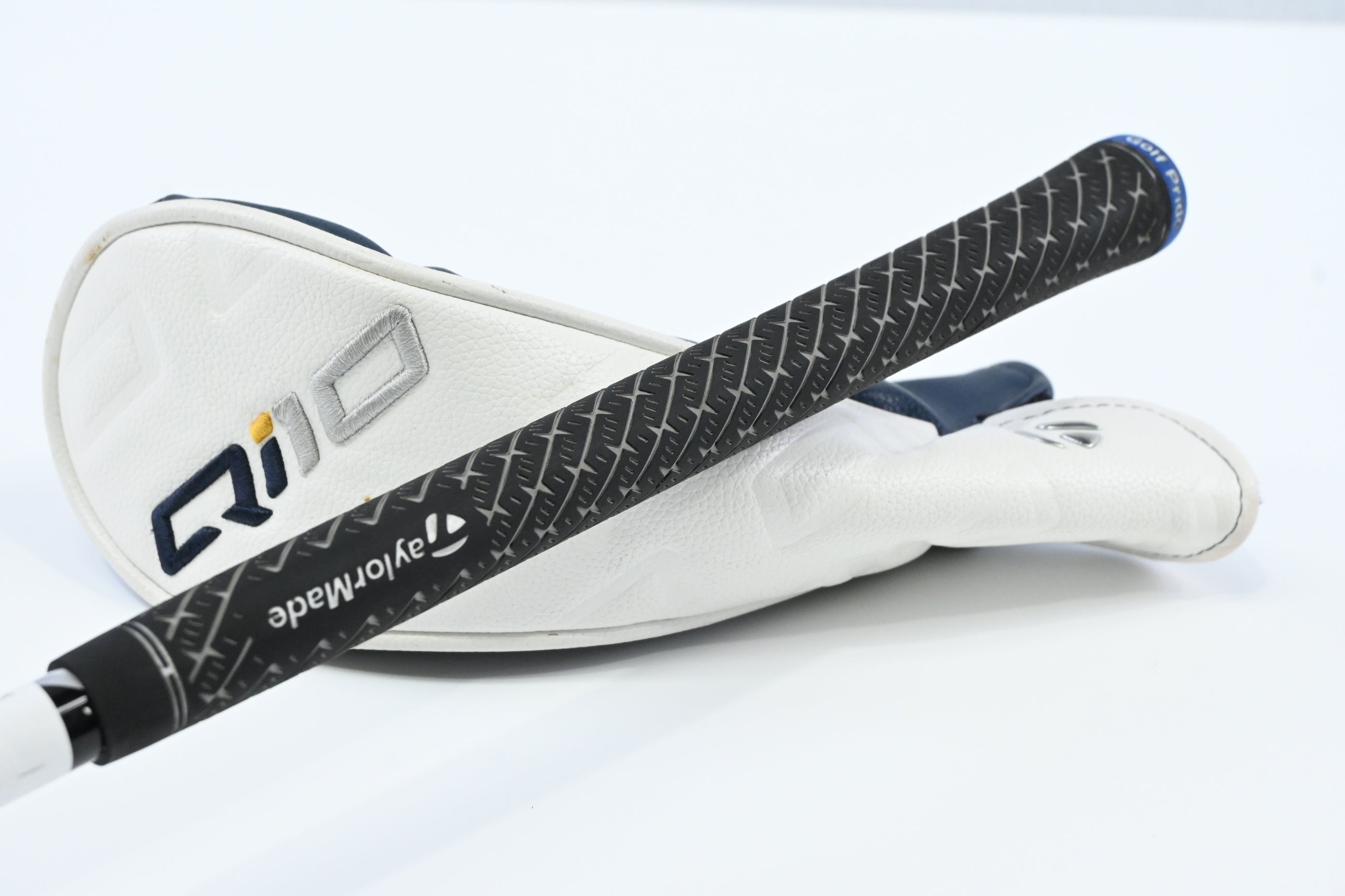 Taylormade Qi10 Tour #3 Hybrid / 19.5 Degree / X-Flex Kai'li White 90 Shaft
