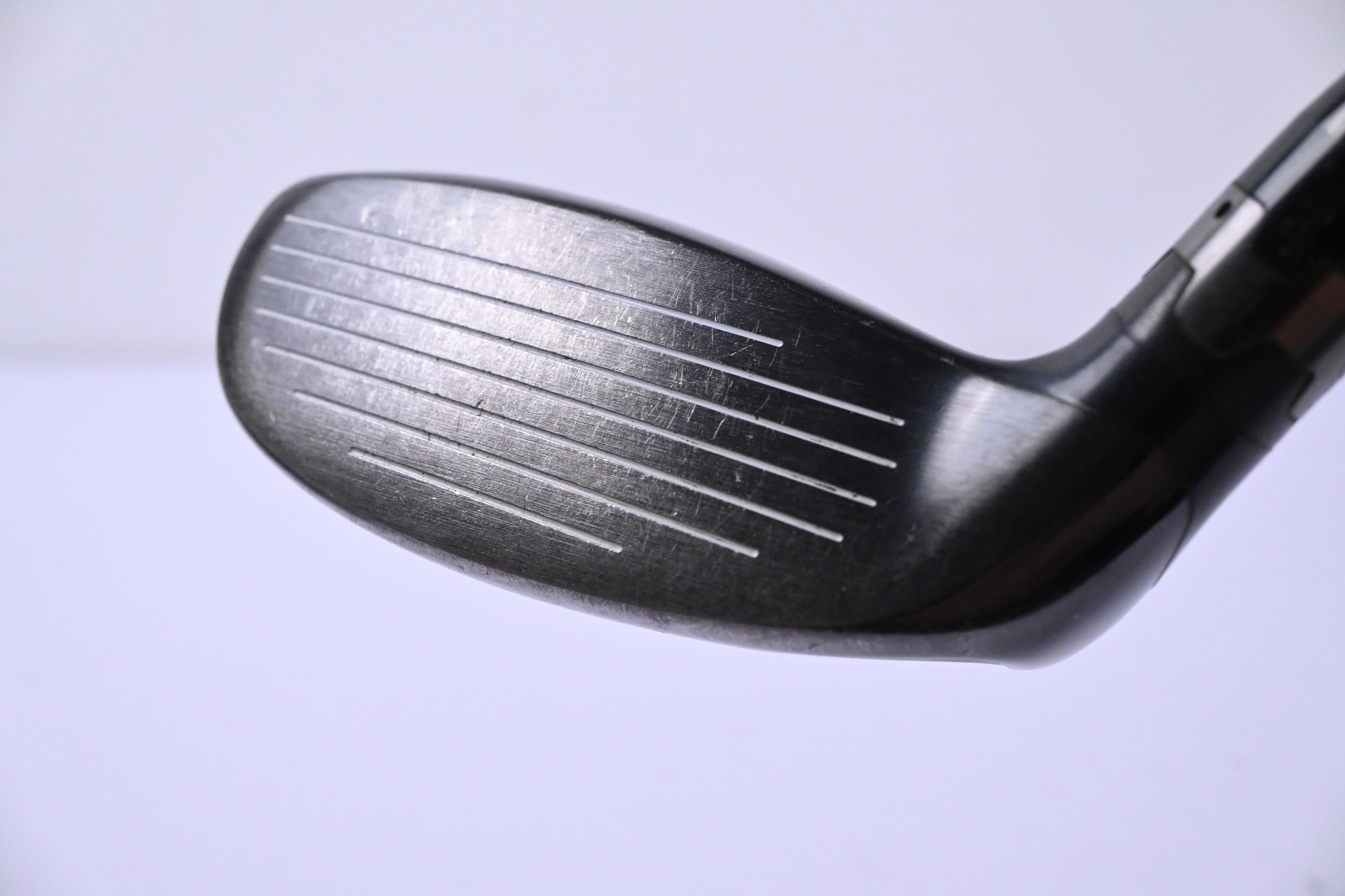 Titleist 913H #3 Hybrid / 21 Degree / Regular Flex Aldila RIP Phenom 80 Shaft