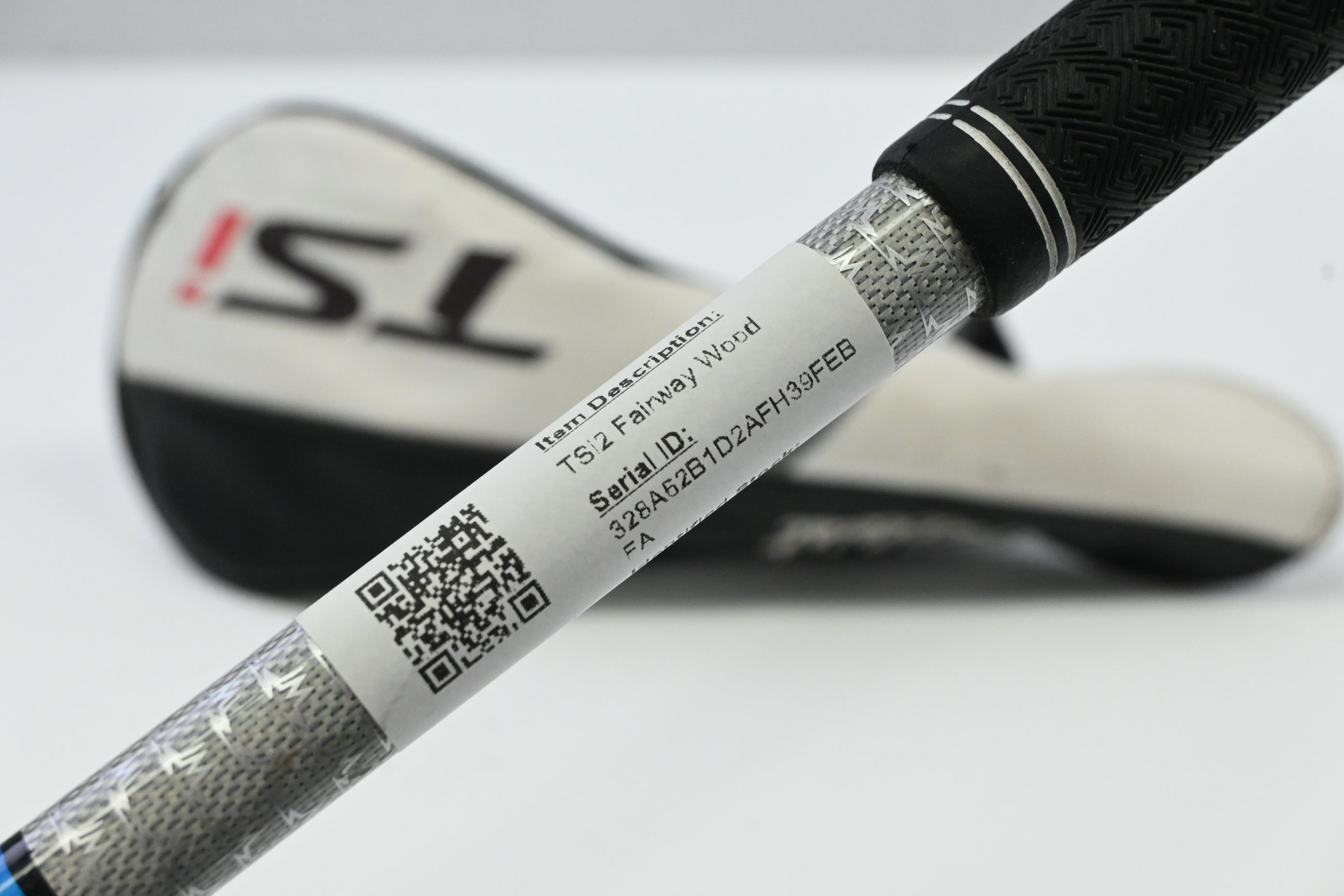 Titleist TSi2 #3 Wood / 16.5 Degree / Regular Flex Tensei AV Raw Blue 65 Shaft