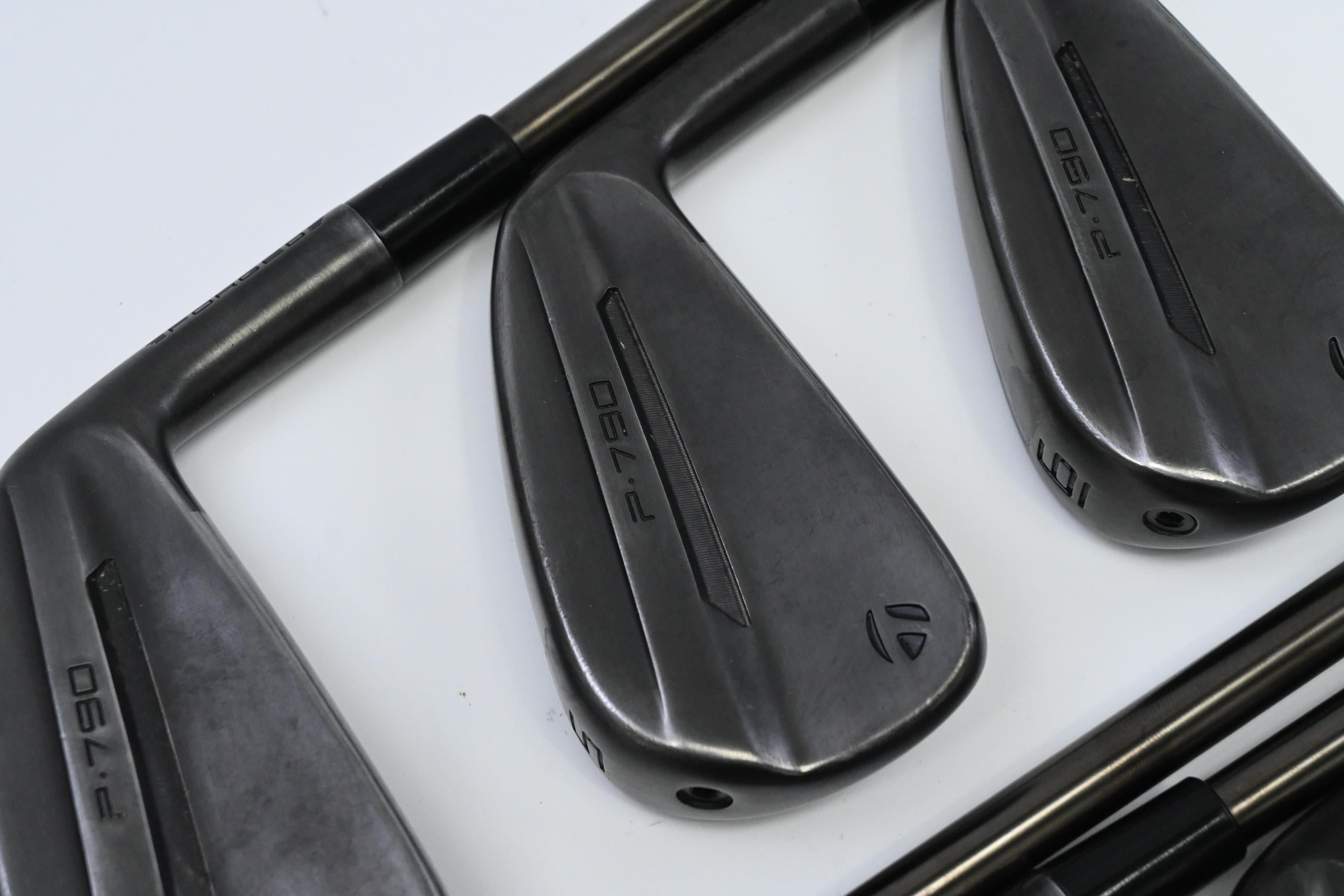 Taylormade P790 Battle Worn Irons / 4-PW / Stiff Flex NS Pro Modus3 Tour 105