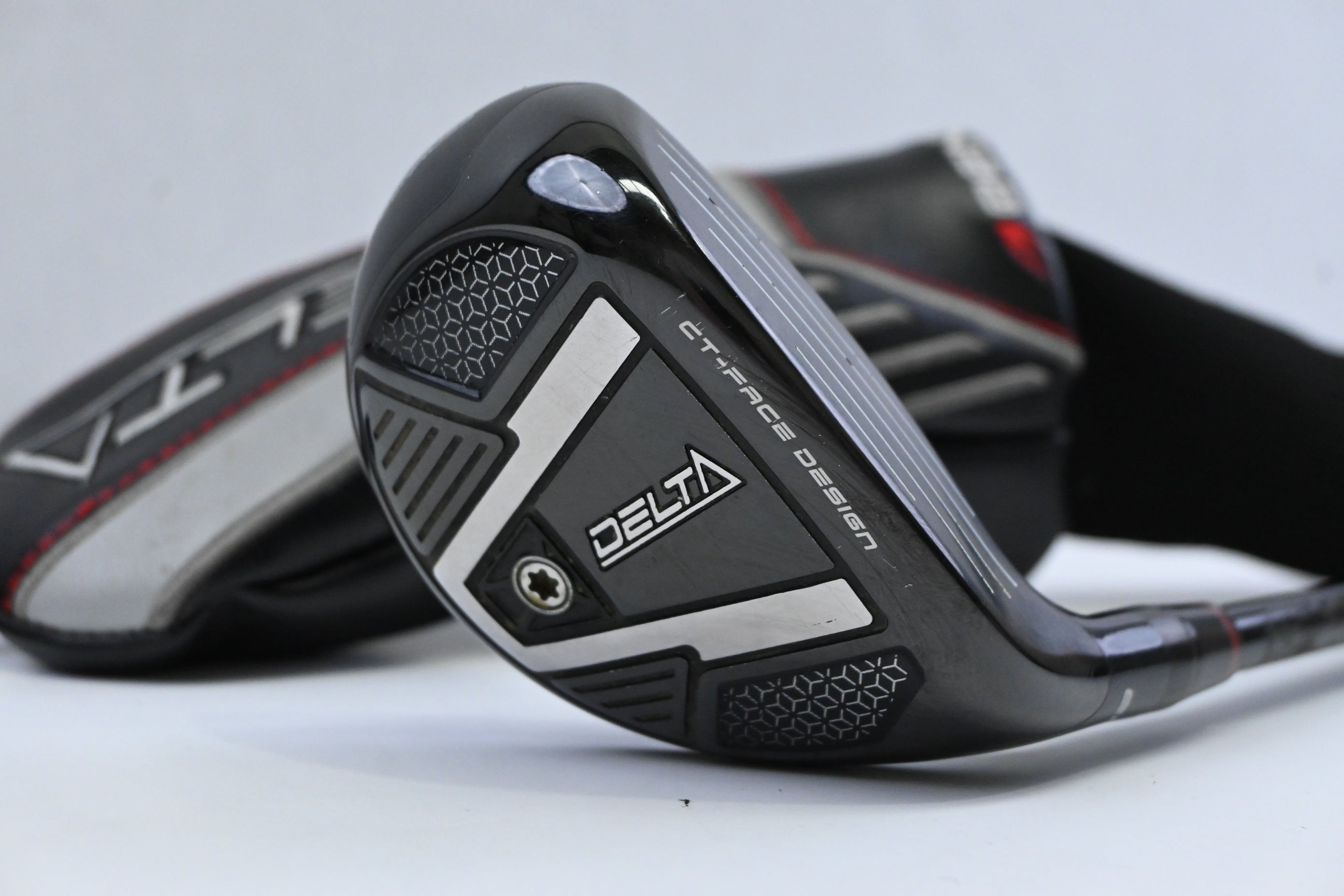 Benross Delta #3 Hybrid / 20 Degree / Regular Flex Fujikura Atmos Red 7 Shaft