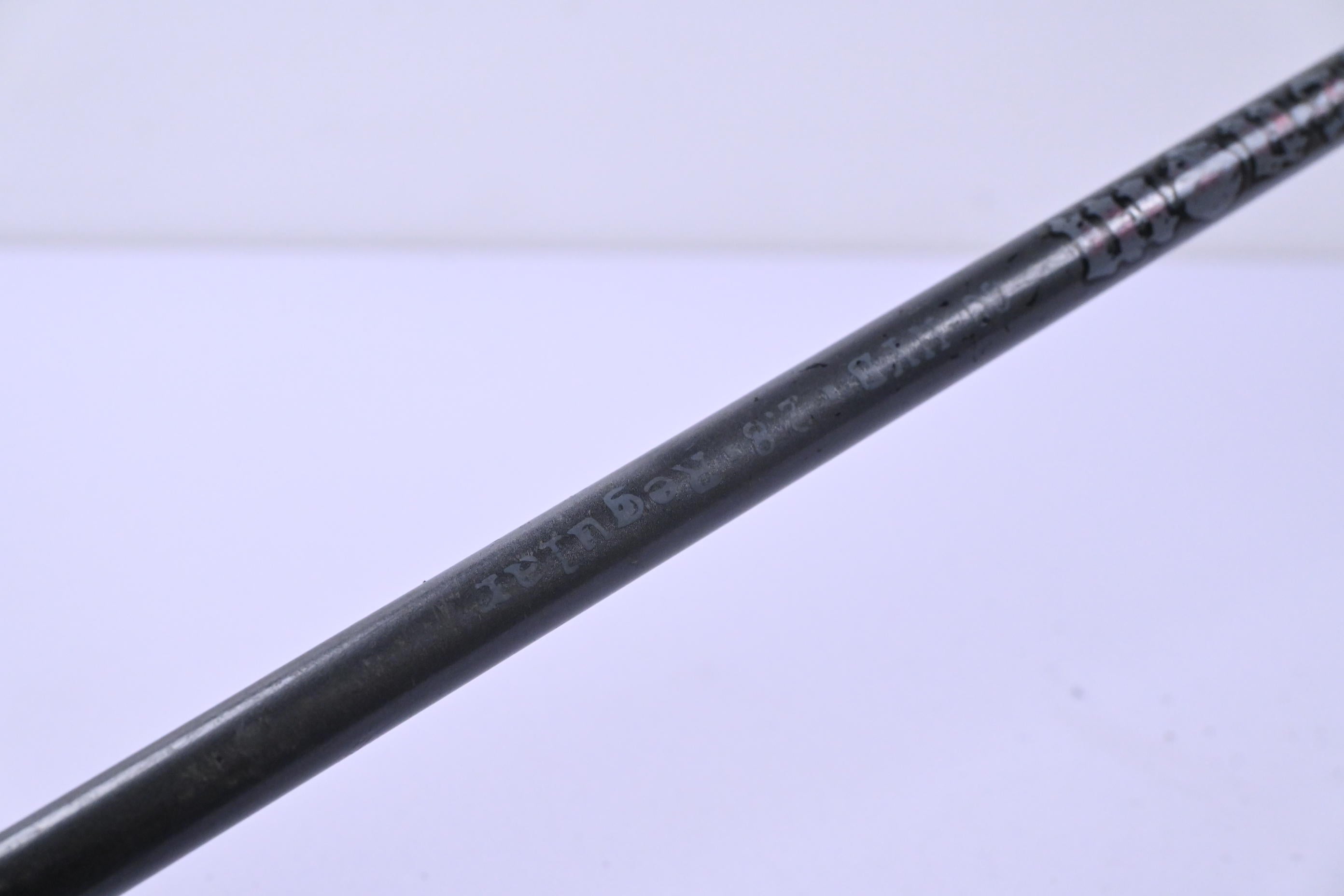 Titleist 913H #3 Hybrid / 21 Degree / Regular Flex Aldila RIP Phenom 80 Shaft