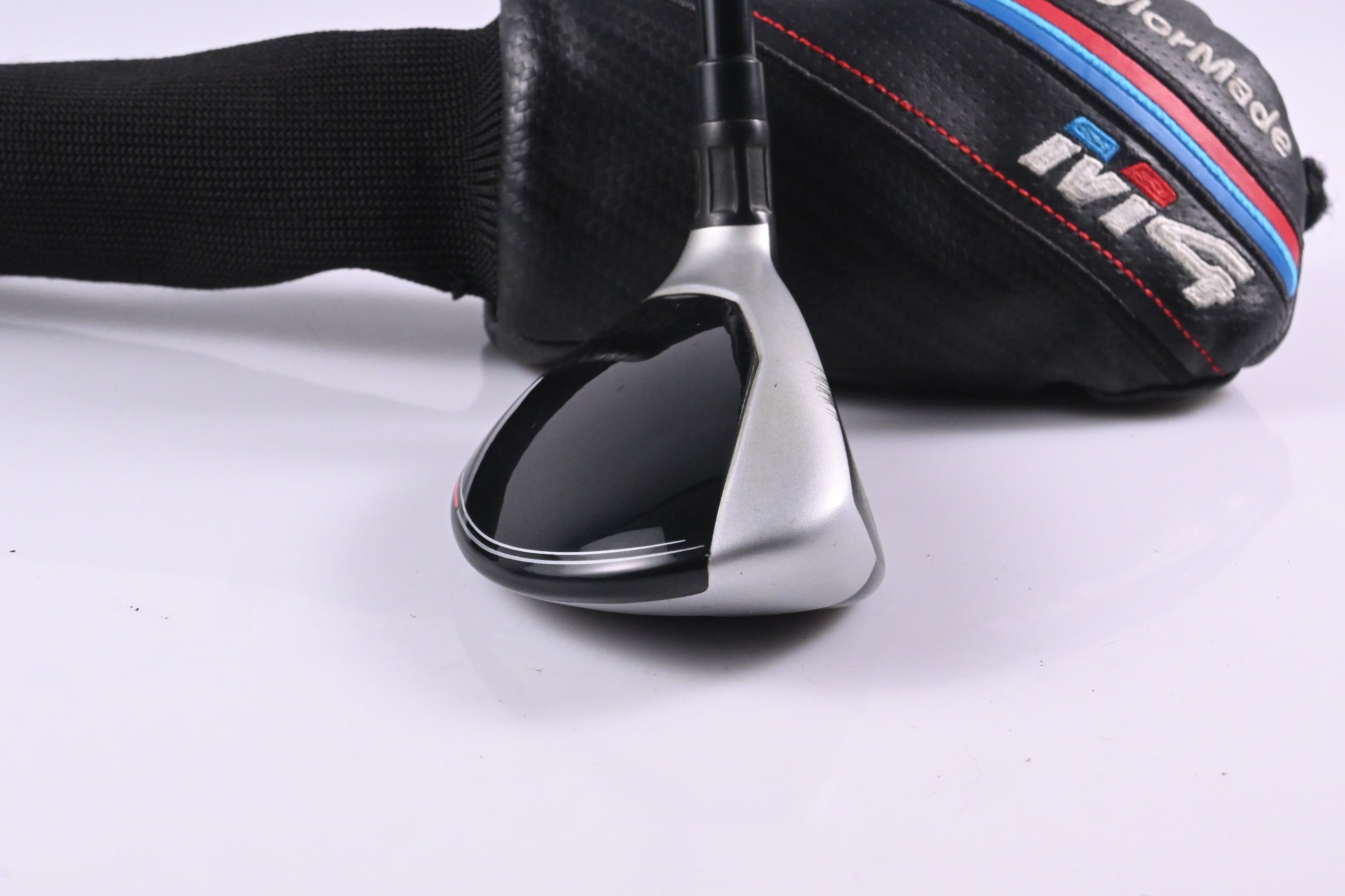 Taylormade M4 #3 Hybrid / 19 Degree / Stiff Flex Fujikura Atmos Red 7 Shaft