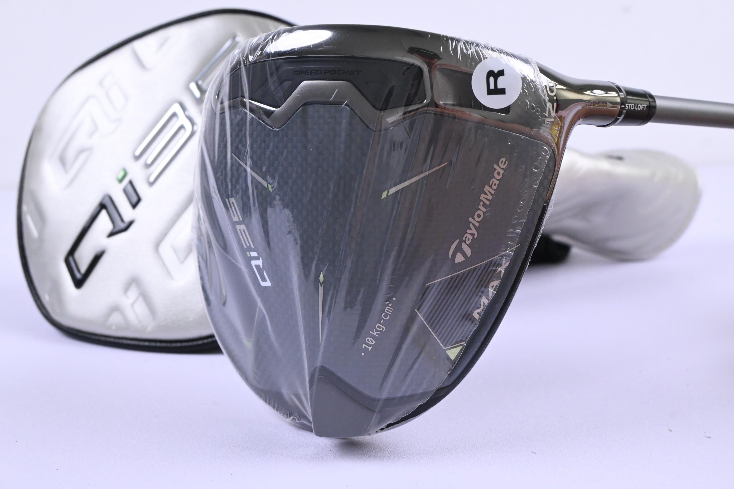 Taylormade Qi35 Max Driver / 12 Degree / Regular Flex Fujikura Air Speeder 50