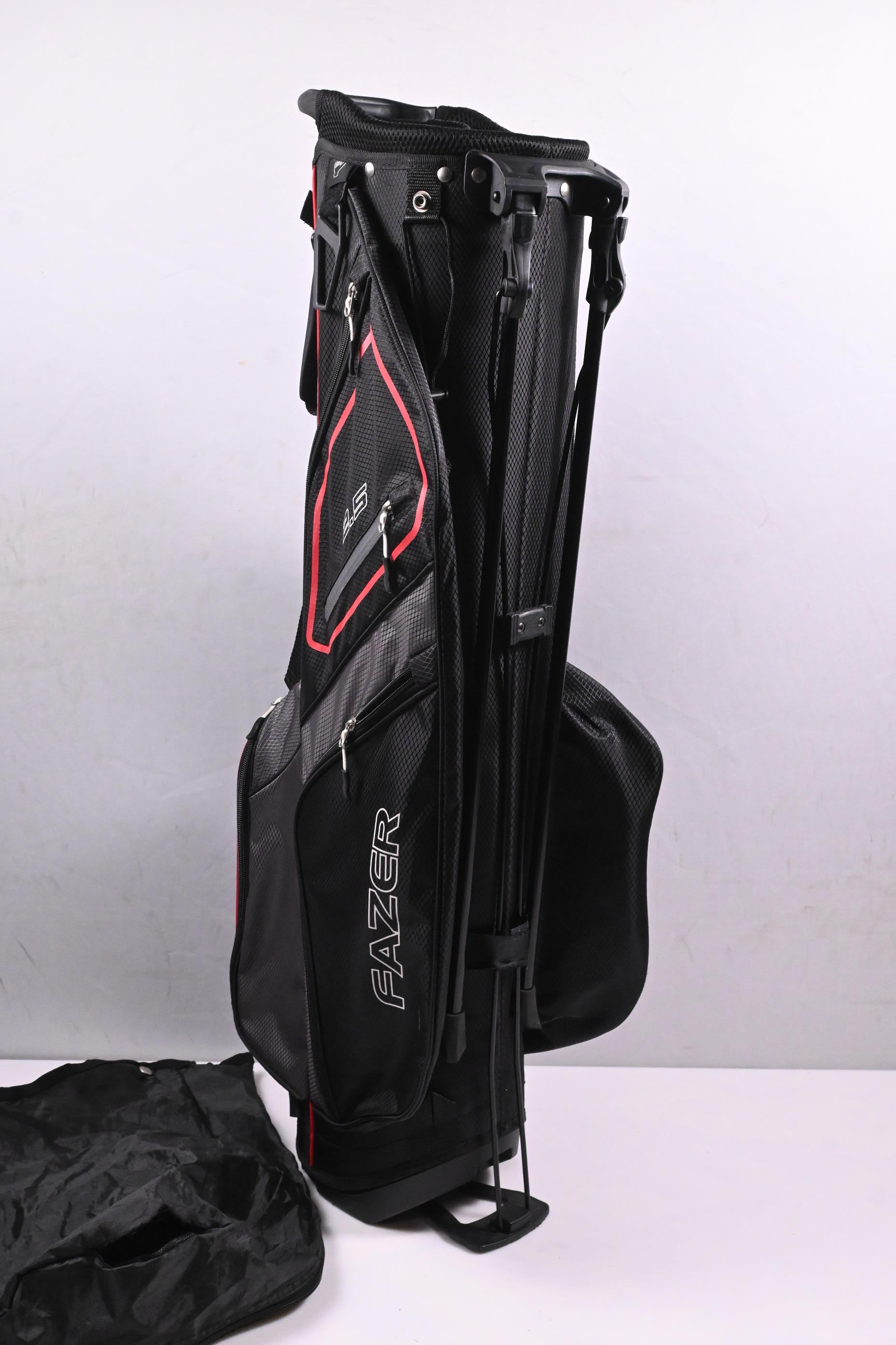 Fazer 2.5 Stand Bag / 4-Way Divider / Black