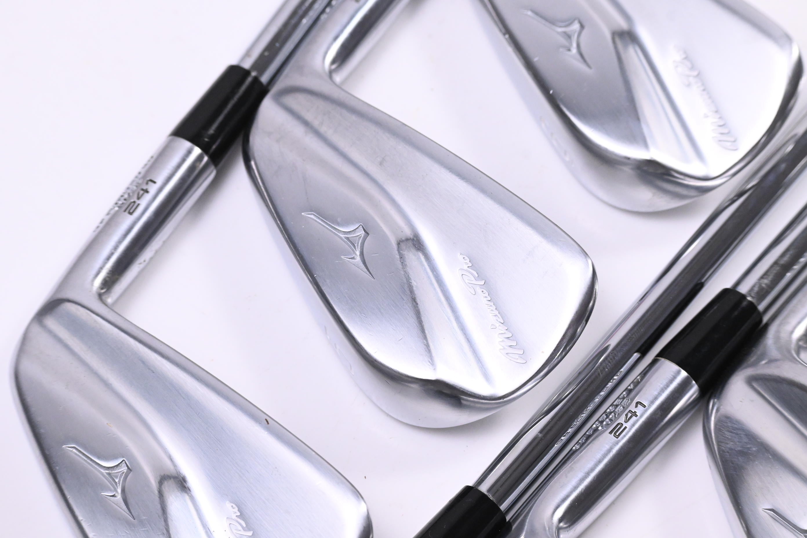 Mizuno Pro 241 Irons / 4-PW / Stiff Flex Dynamic Gold 95 S300 Shafts